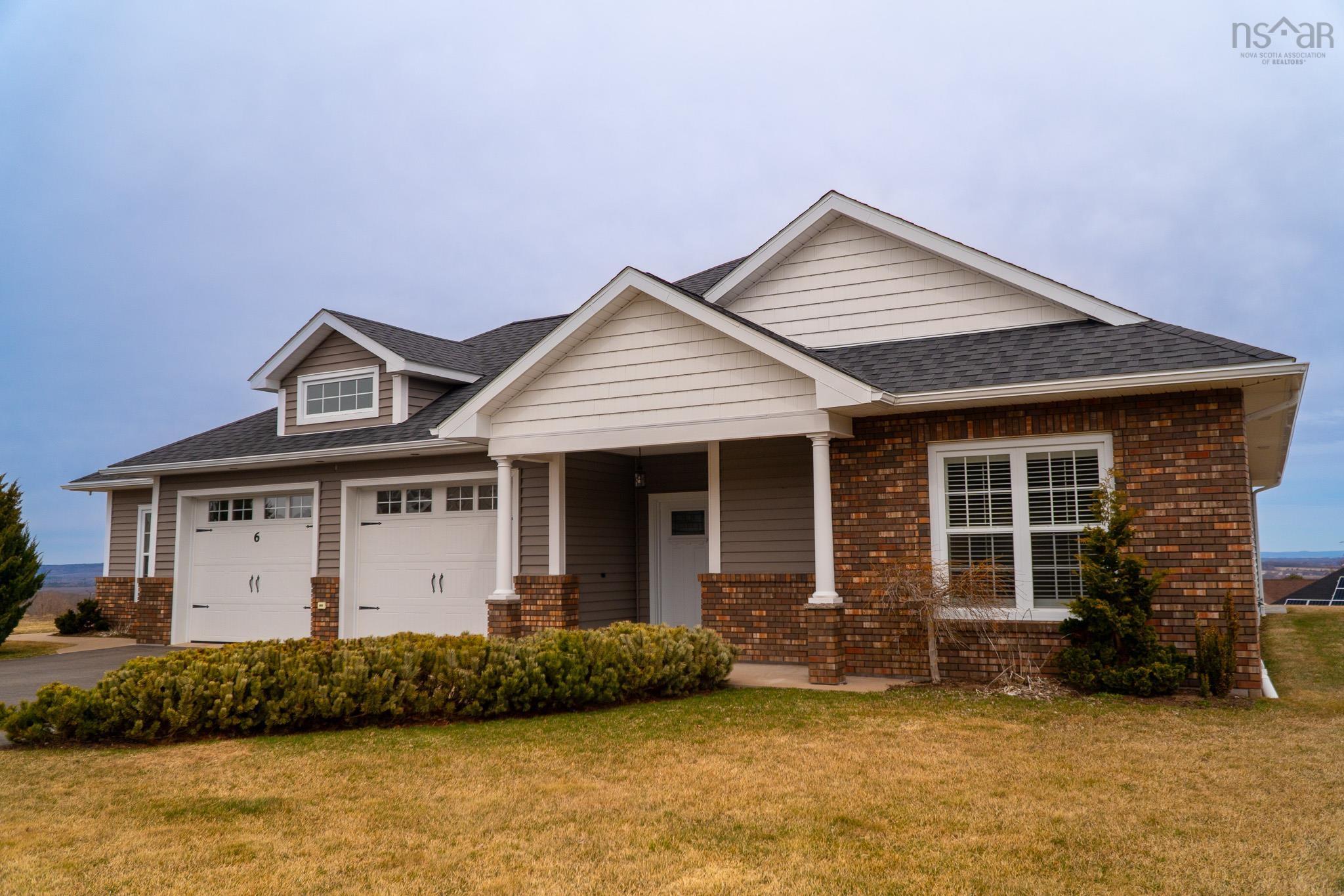 $689,900.00: 6 Finch Court, Canaan