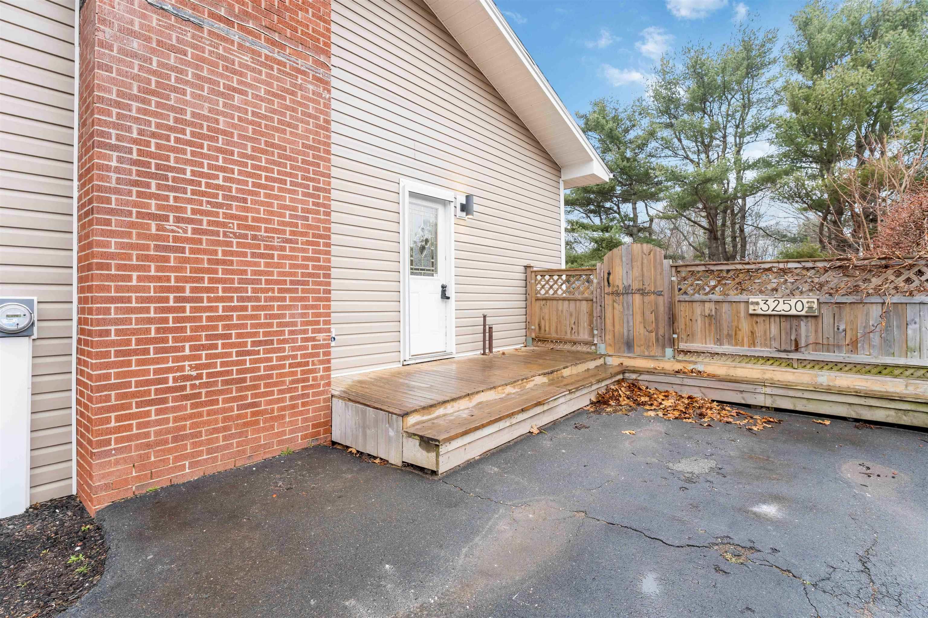 $340,000.00: 3250 Cornwallis Crescent, Coldbrook