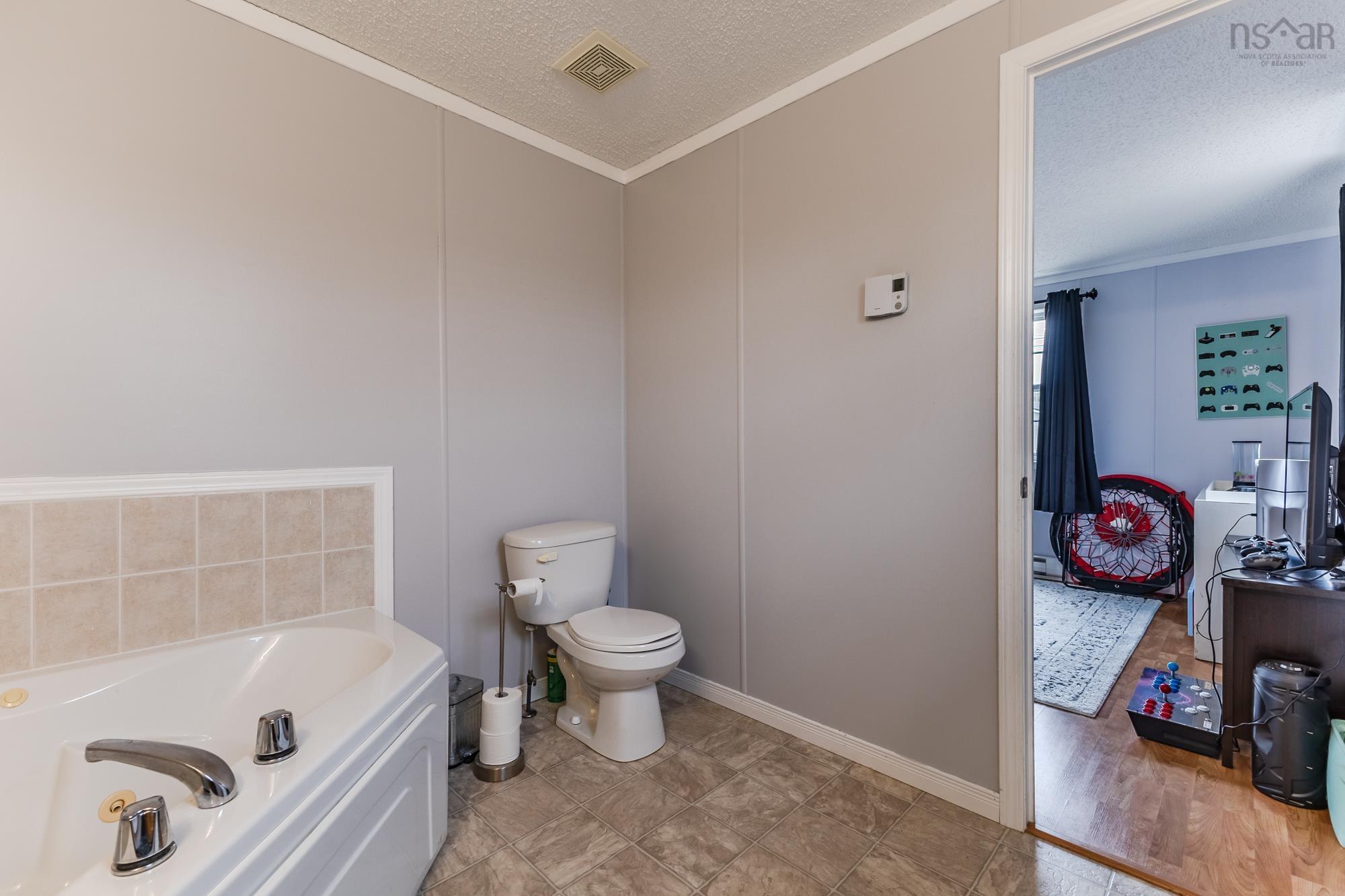 $269,900.00: 58 Empire Loop, Truro