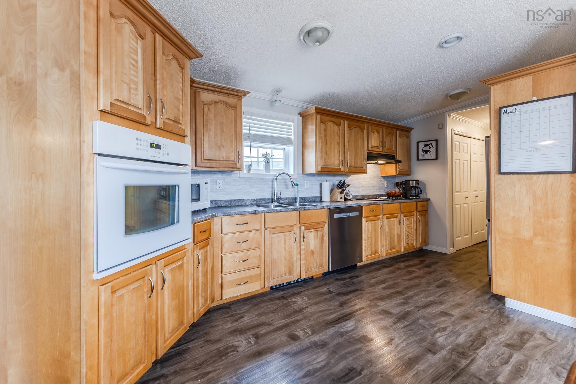 $269,900.00: 58 Empire Loop, Truro