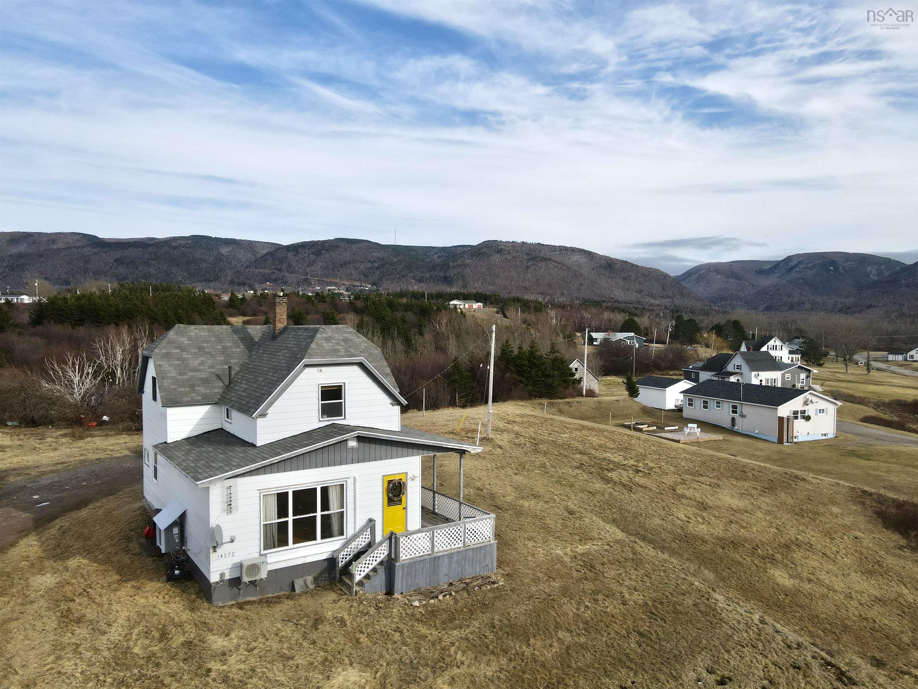 $289,000.00: 14272 Cabot Trail, Chéticamp