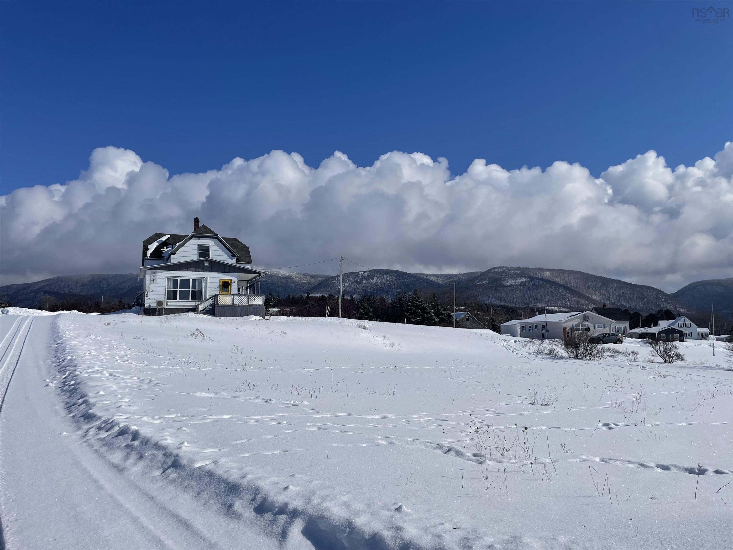 $289,000.00: 14272 Cabot Trail, Chéticamp