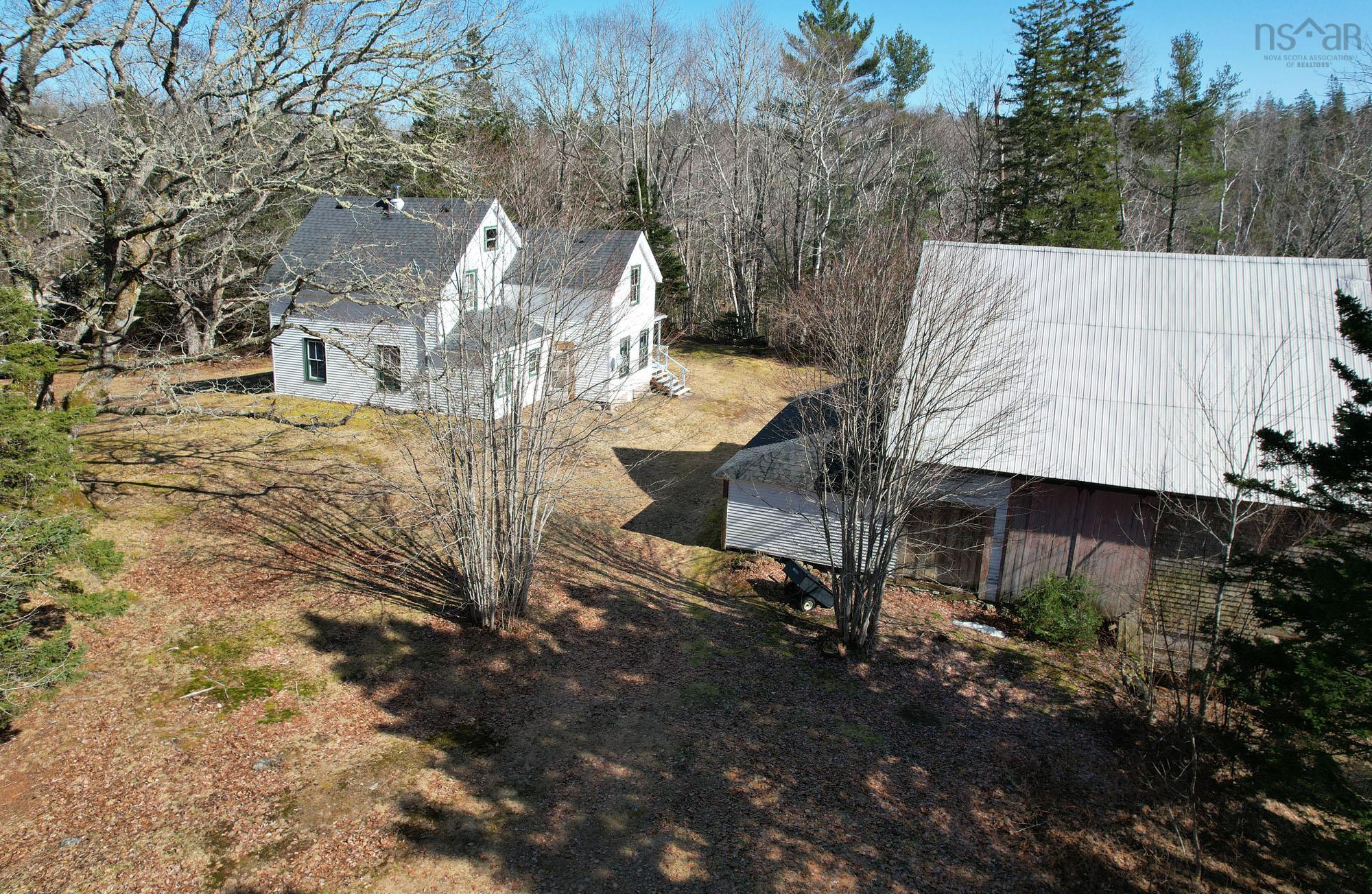$325,000.00: 7719 Highway 8, Graywood