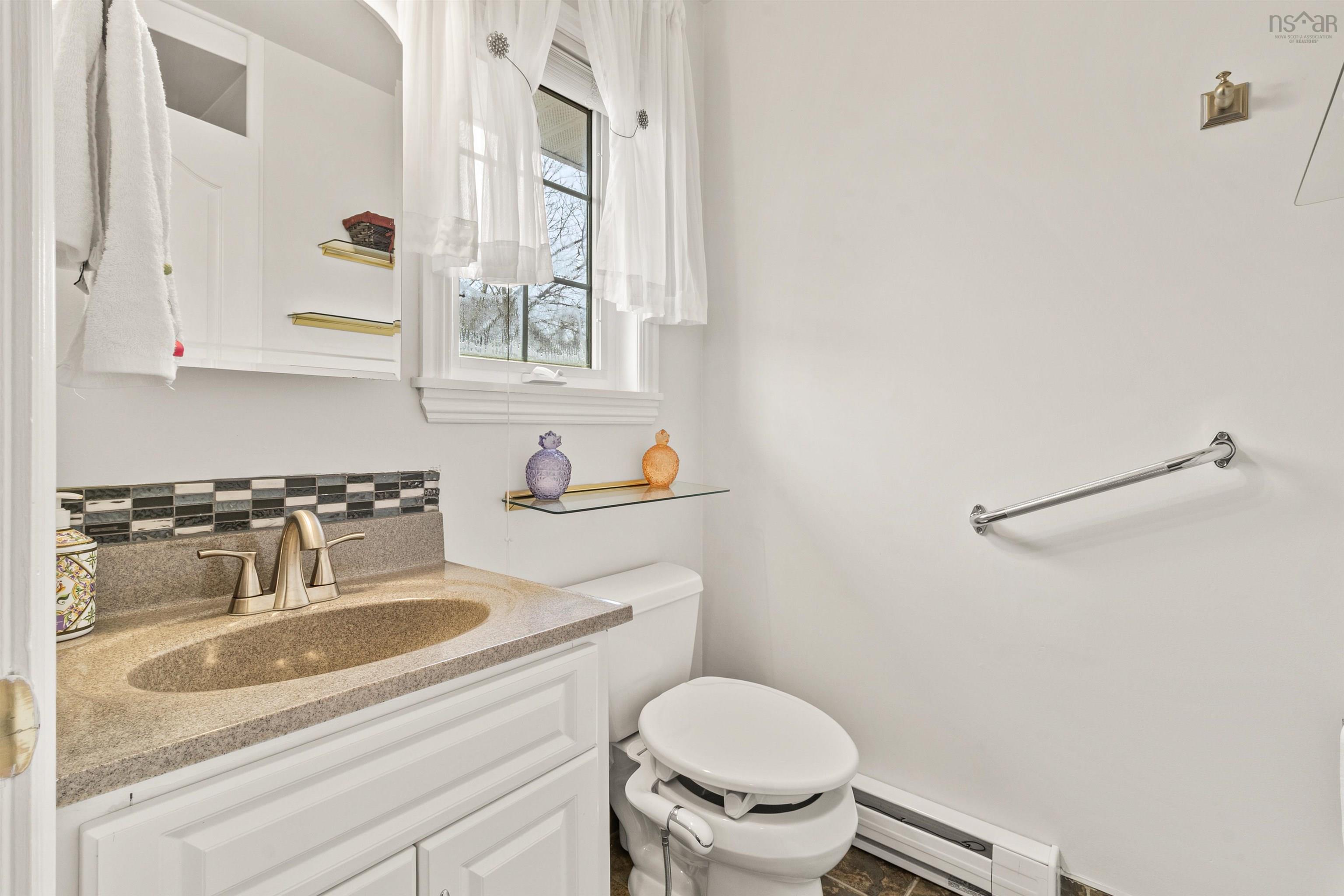 $634,900.00: 19 Diana Grace Avenue, Dartmouth