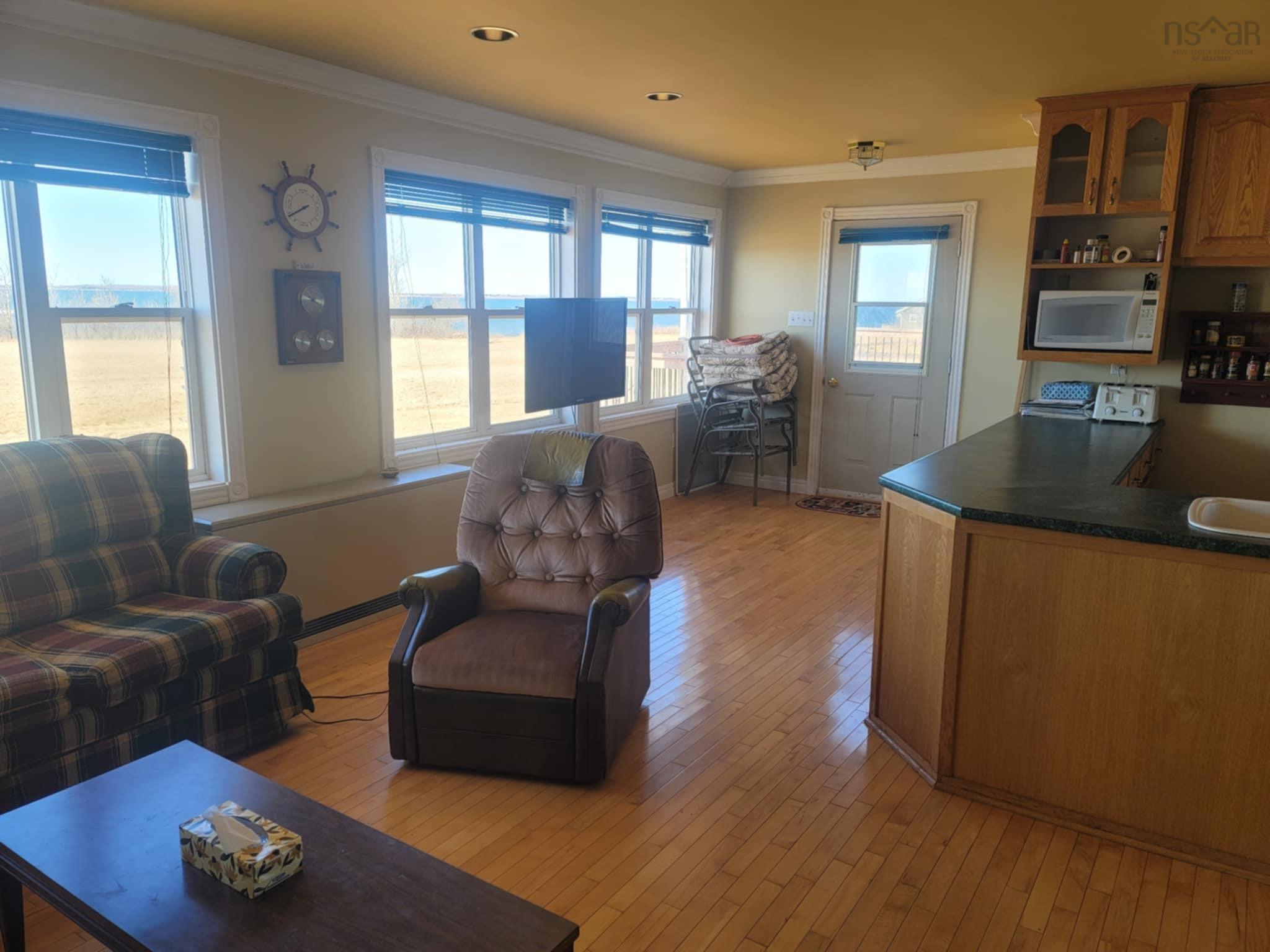$349,900.00: 69 Ferguson Lane, Brule Point