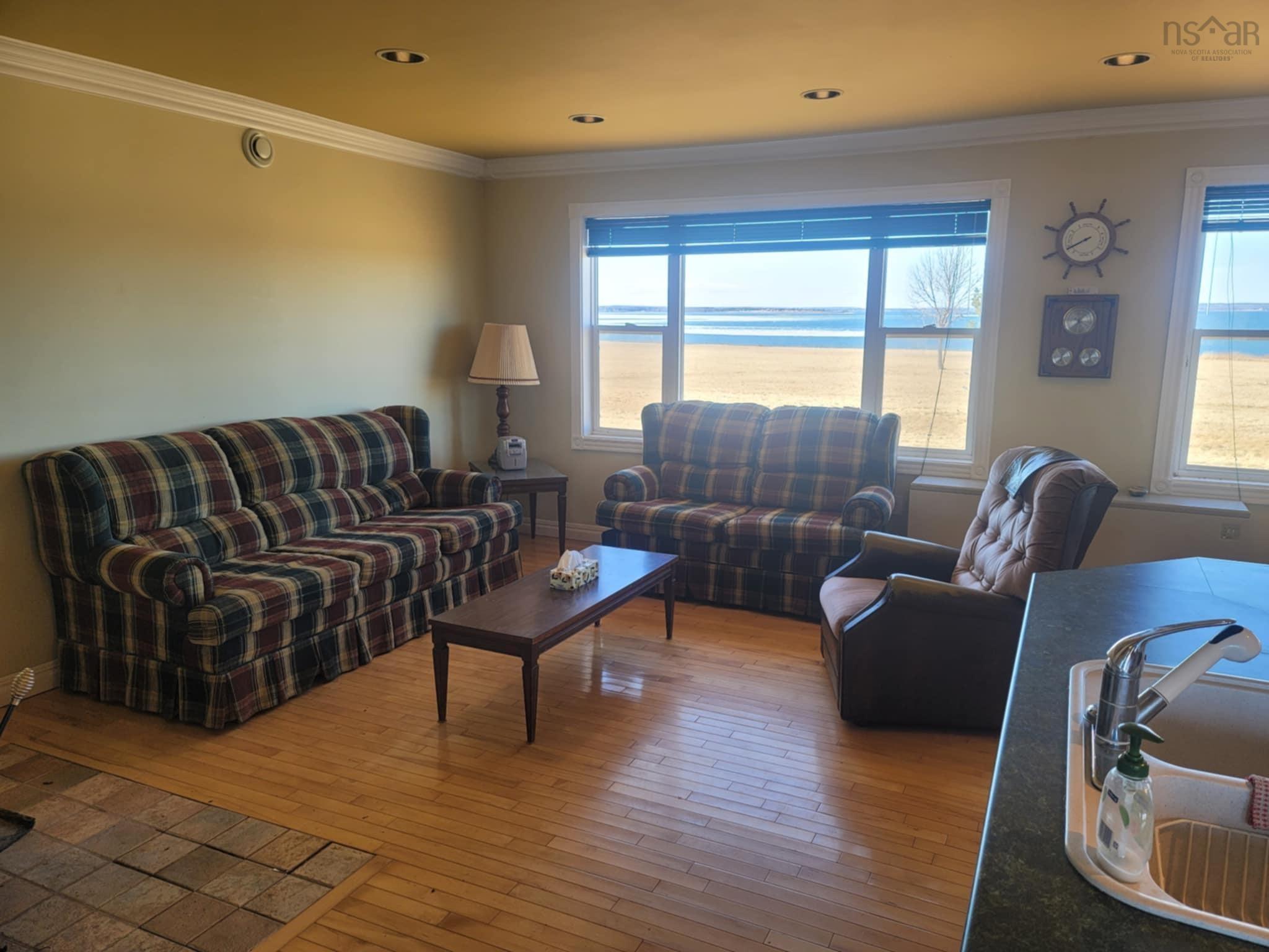 $349,900.00: 69 Ferguson Lane, Brule Point