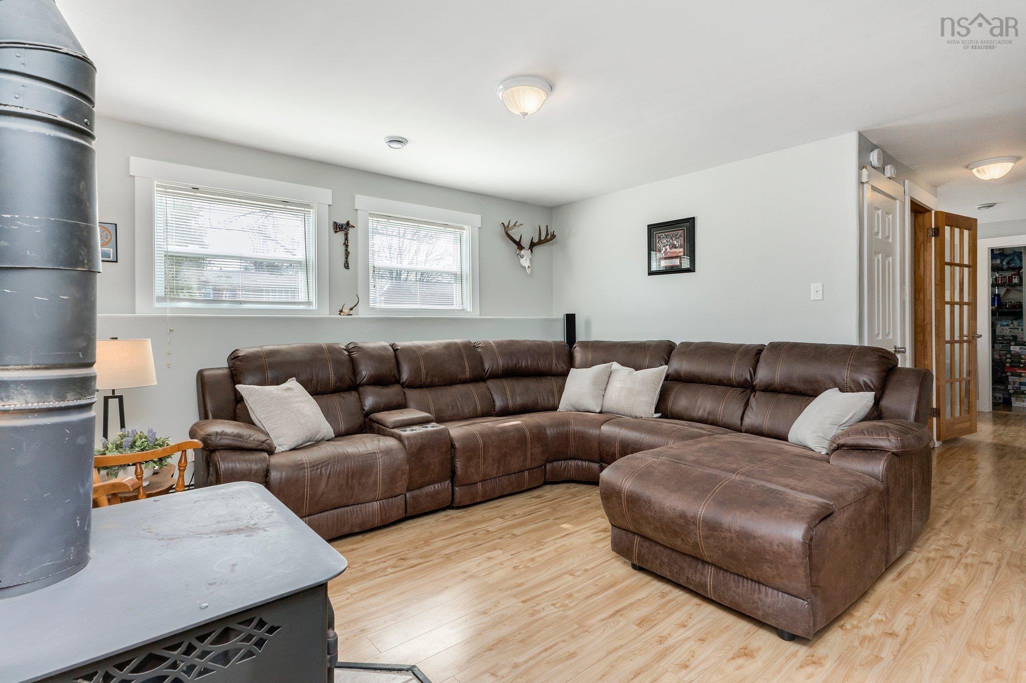 $549,900.00: 5 Heather Lane, Enfield