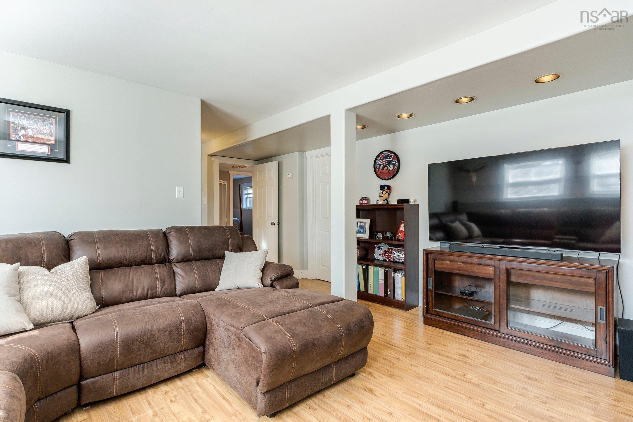 $549,900.00: 5 Heather Lane, Enfield