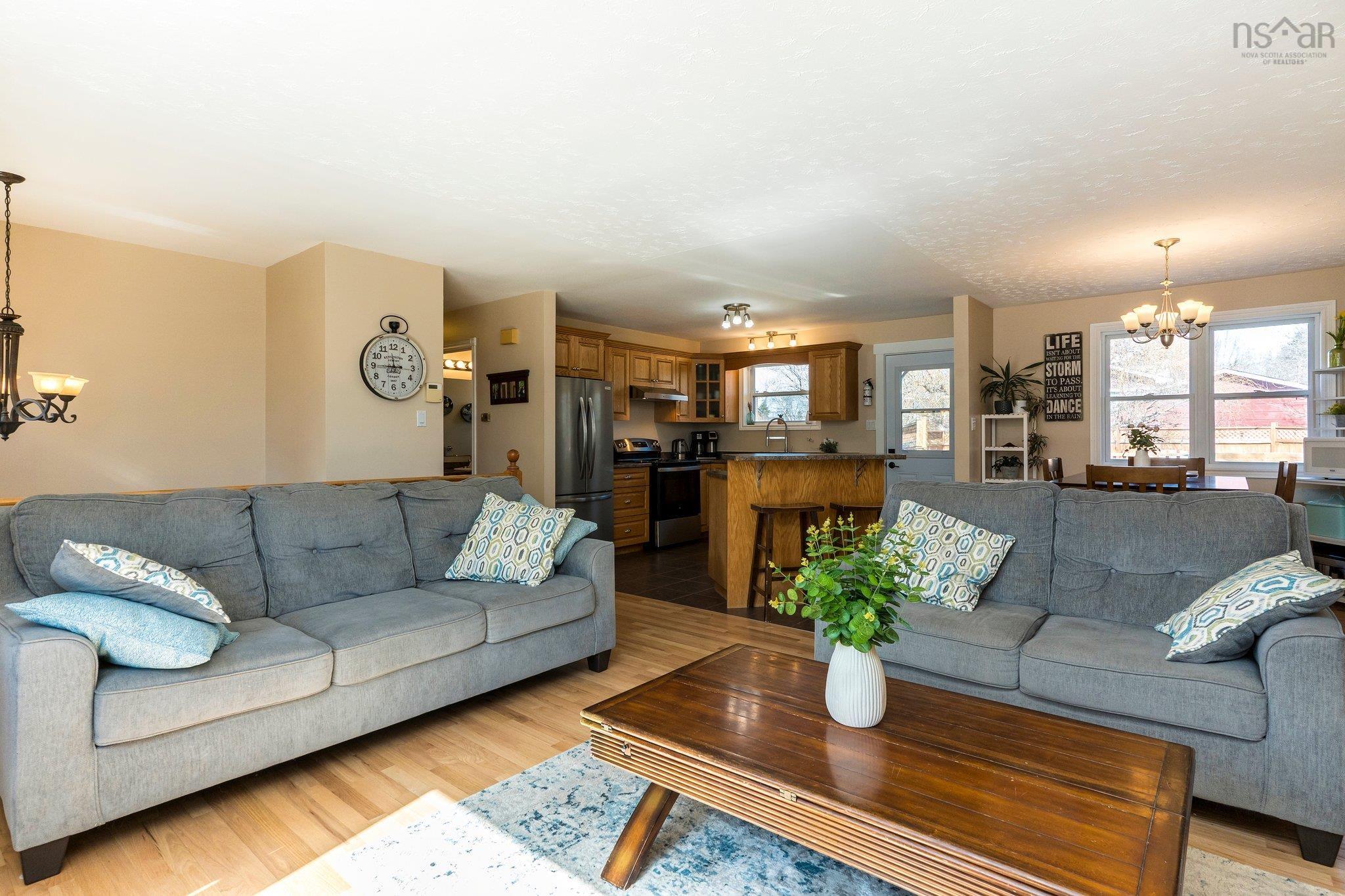 $549,900.00: 5 Heather Lane, Enfield