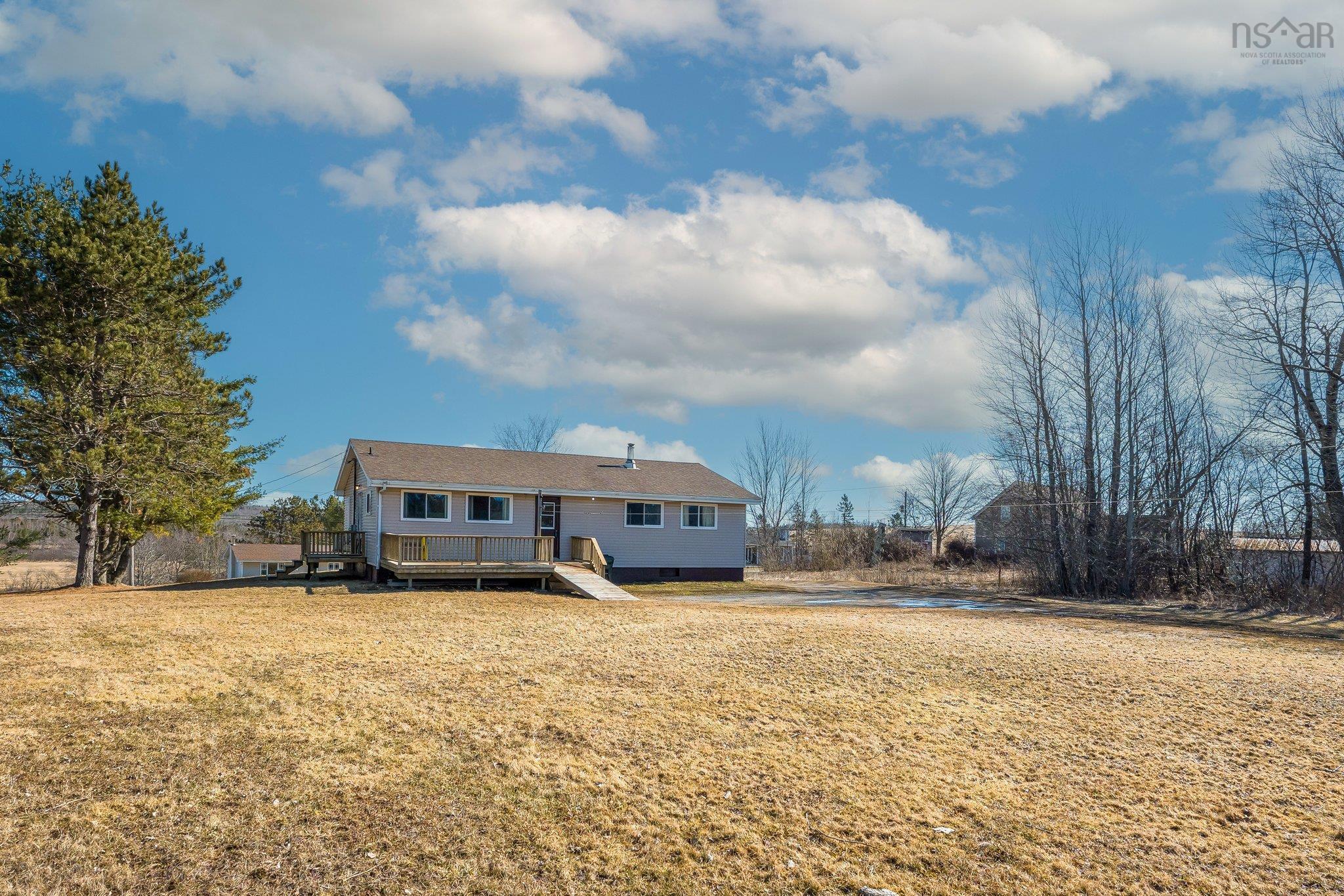 $349,900.00: 3674 Indian Road, Mill Village