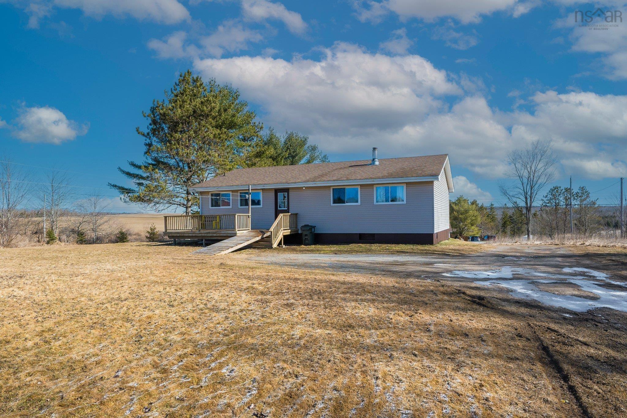 $349,900.00: 3674 Indian Road, Mill Village
