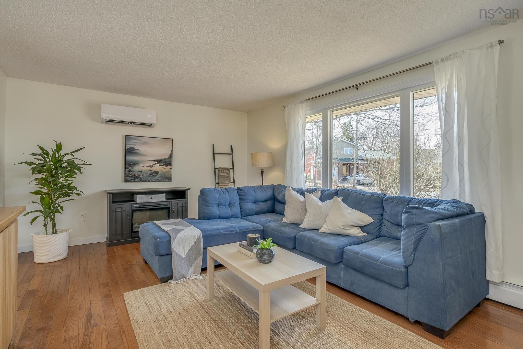 $719,900.00: 26 Wheatstone Heights, Dartmouth