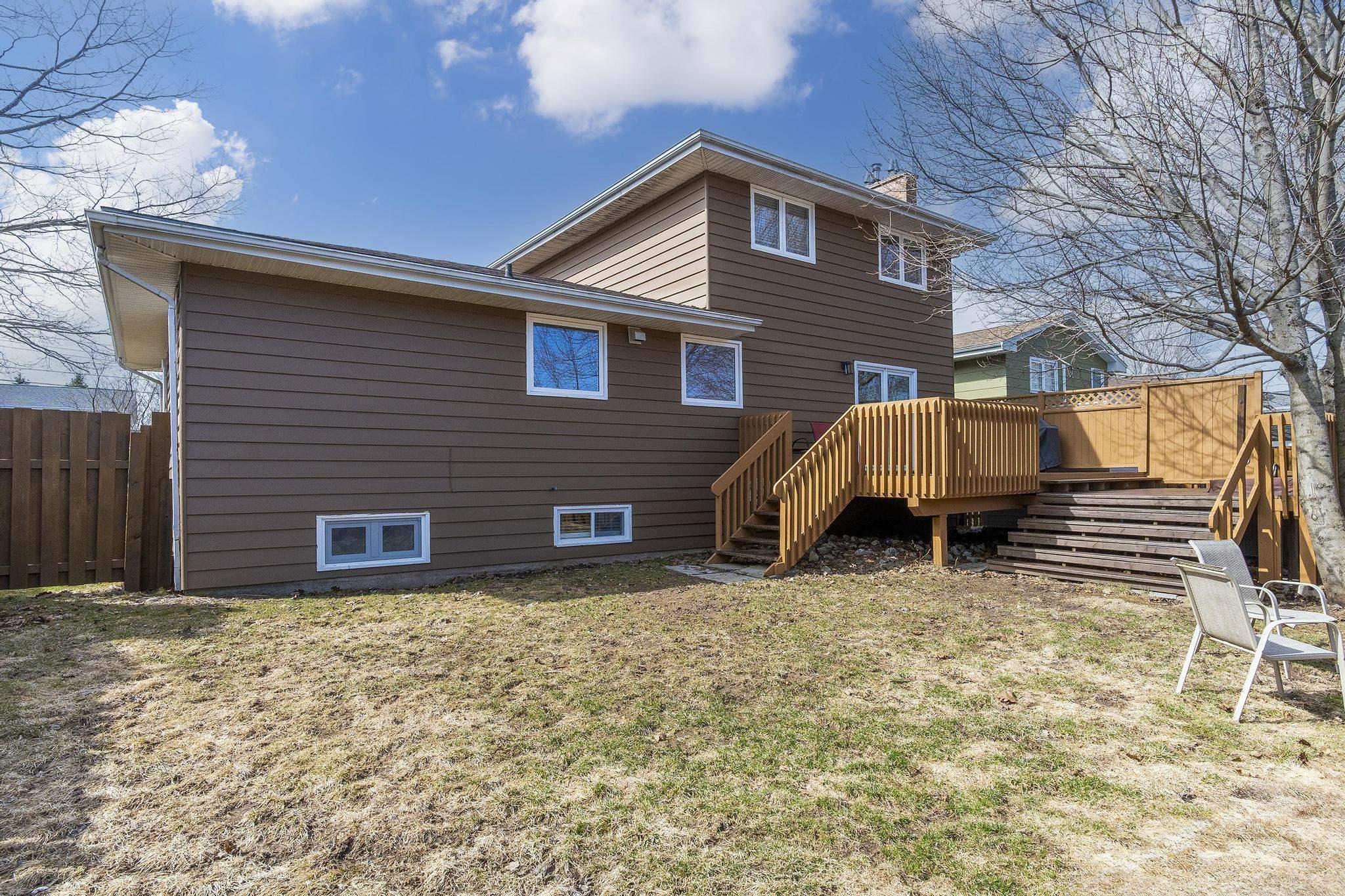 $719,900.00: 26 Wheatstone Heights, Dartmouth