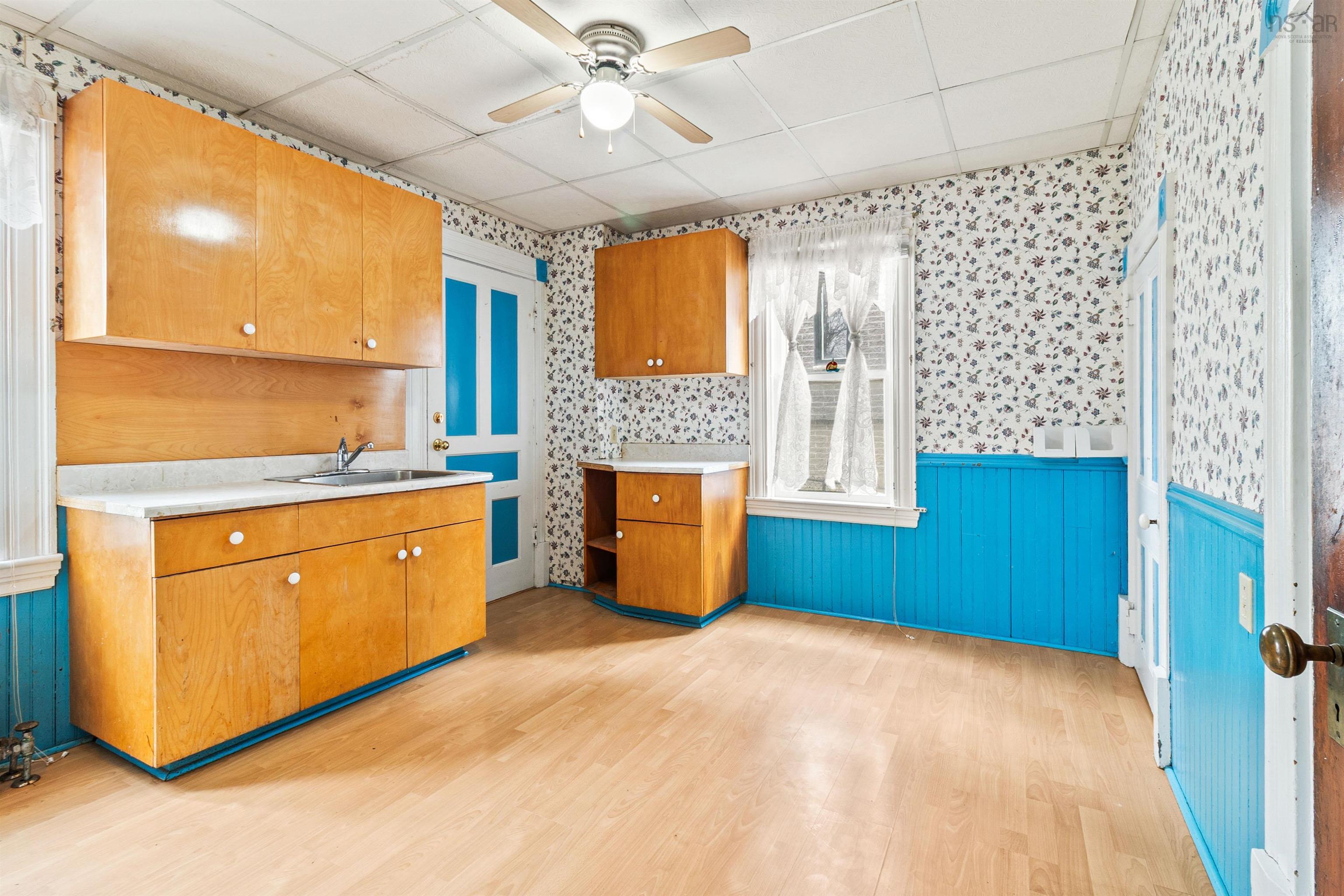 $850,000.00: 2746 Gladstone Street, Halifax