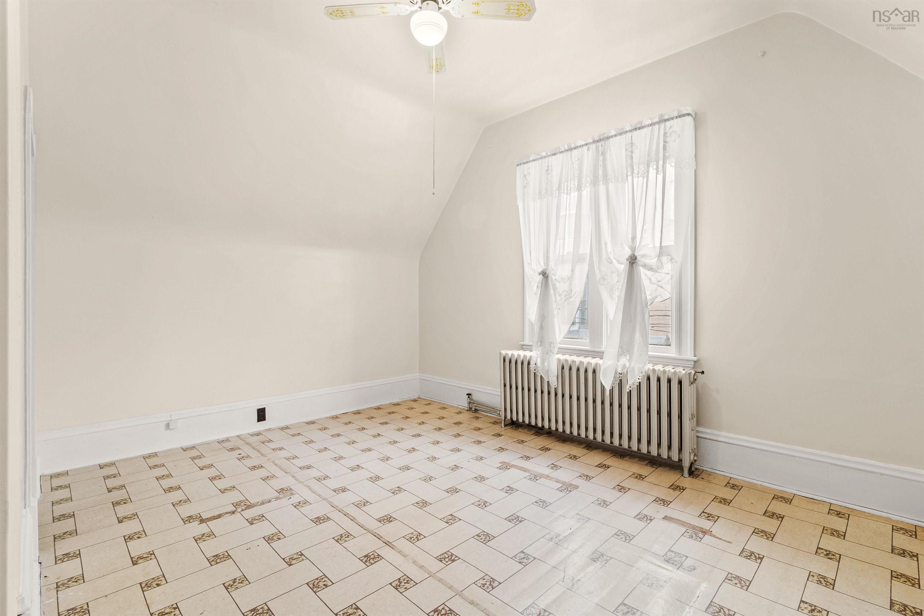$850,000.00: 2746 Gladstone Street, Halifax