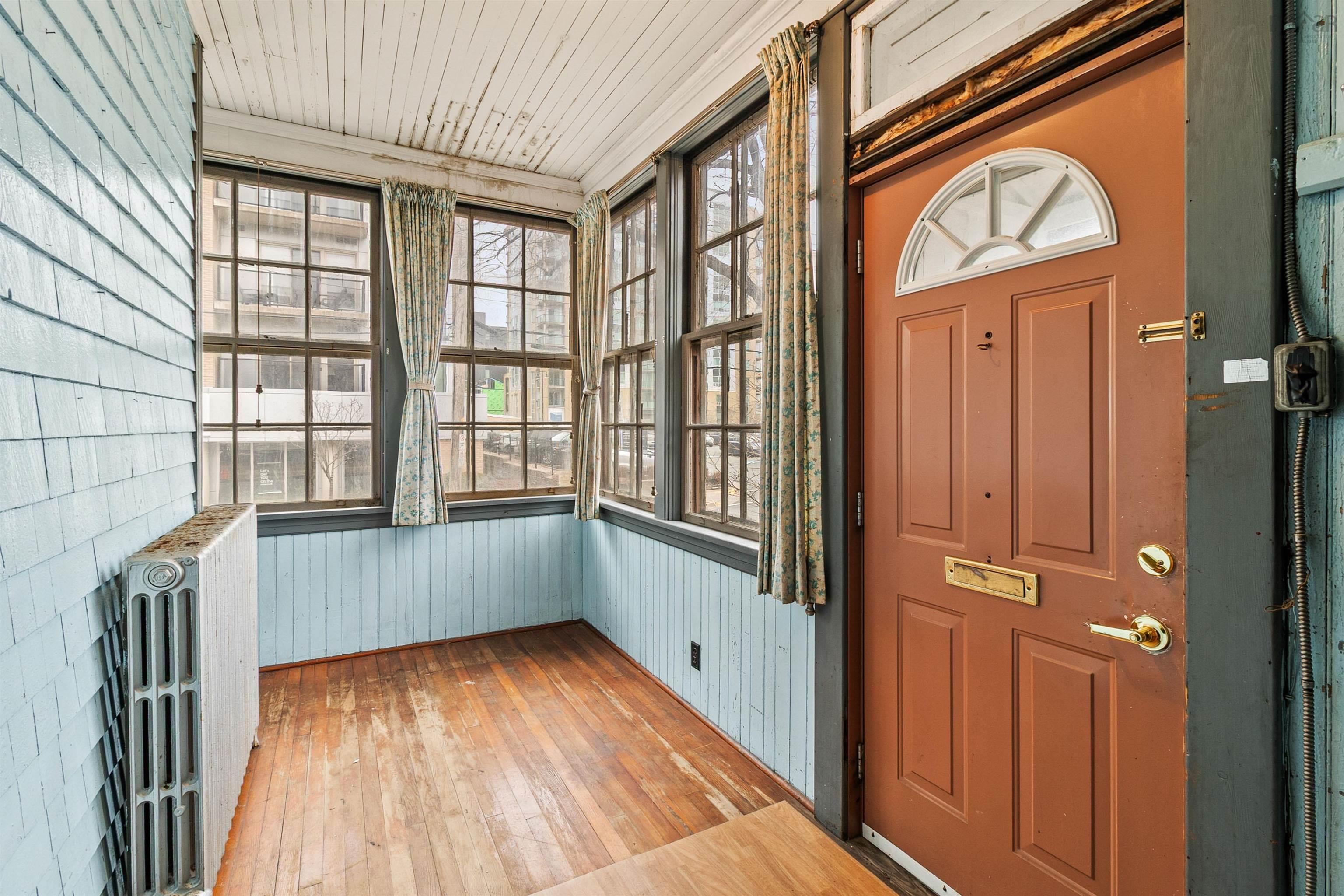 $850,000.00: 2746 Gladstone Street, Halifax