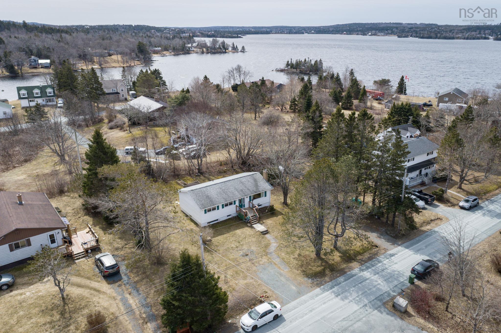 $484,900.00: 36 Meadowview Drive, Porters Lake
