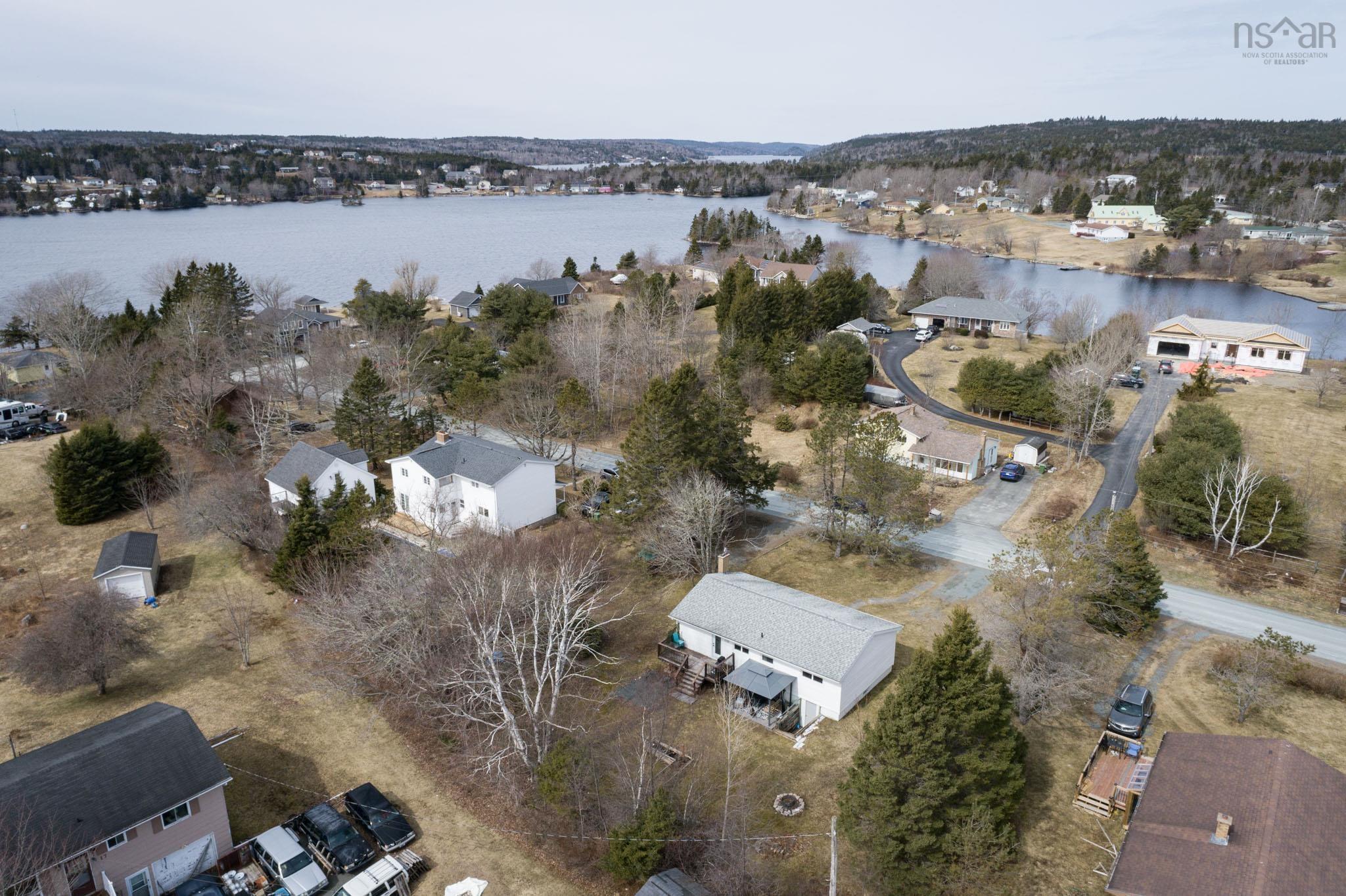 $484,900.00: 36 Meadowview Drive, Porters Lake