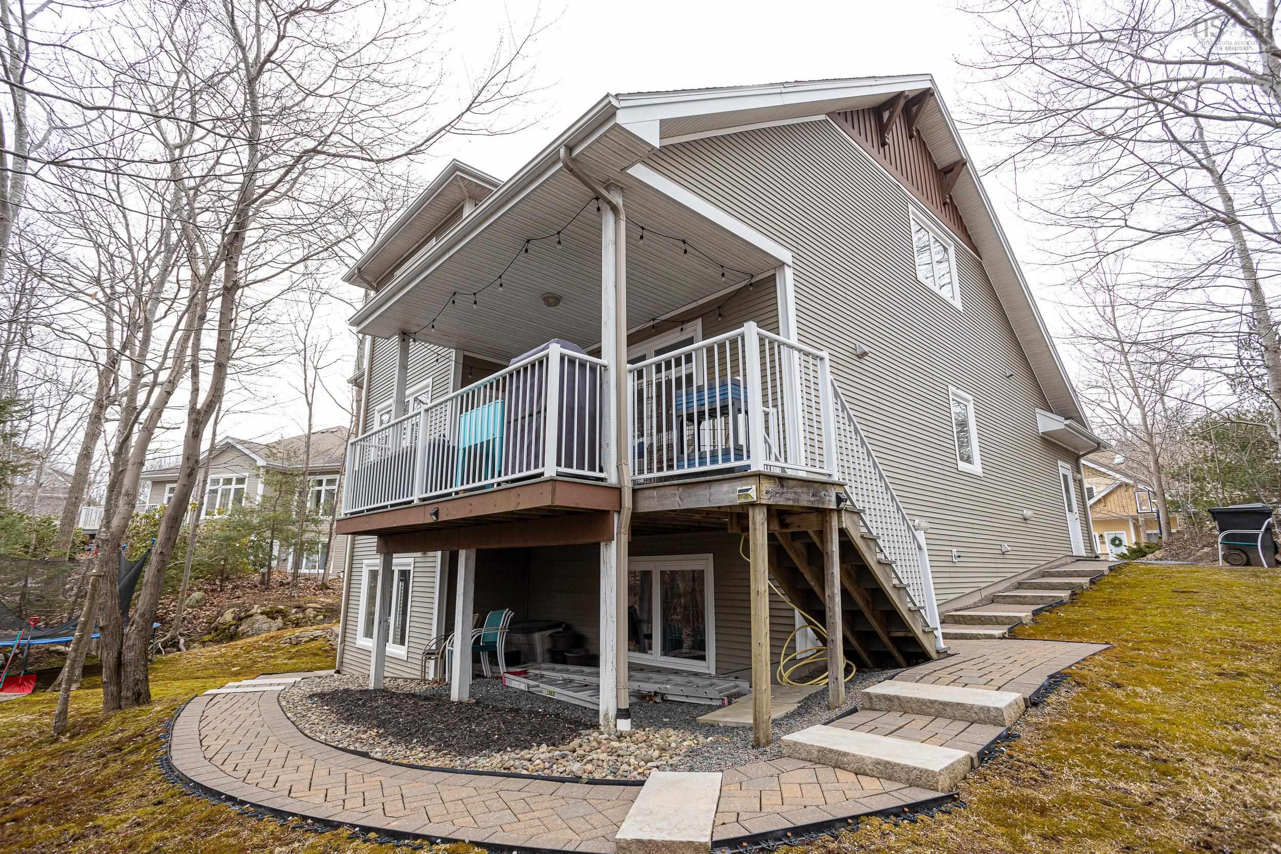 $1,050,000.00: 15 Dunniker Road, Halifax