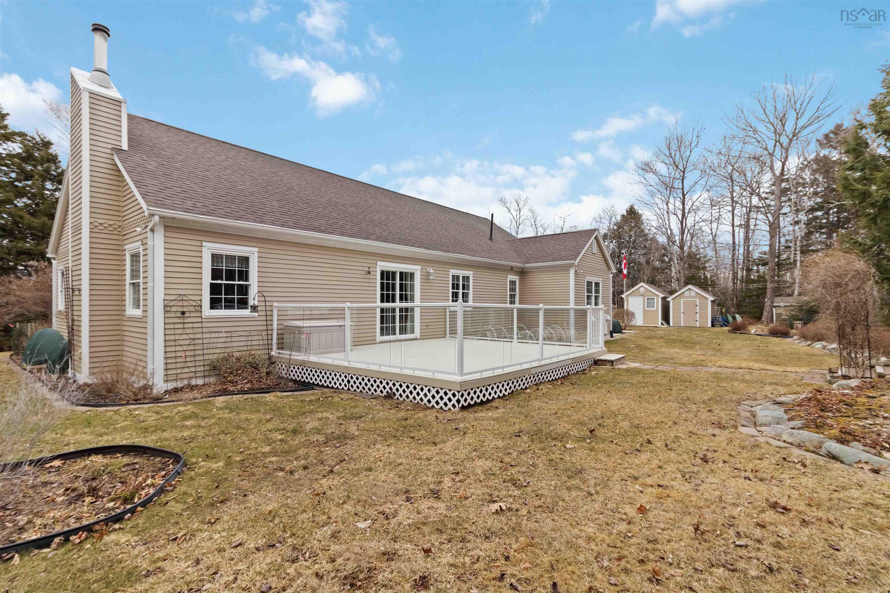 $749,900.00: 7 Canterbury Lane, Fall River