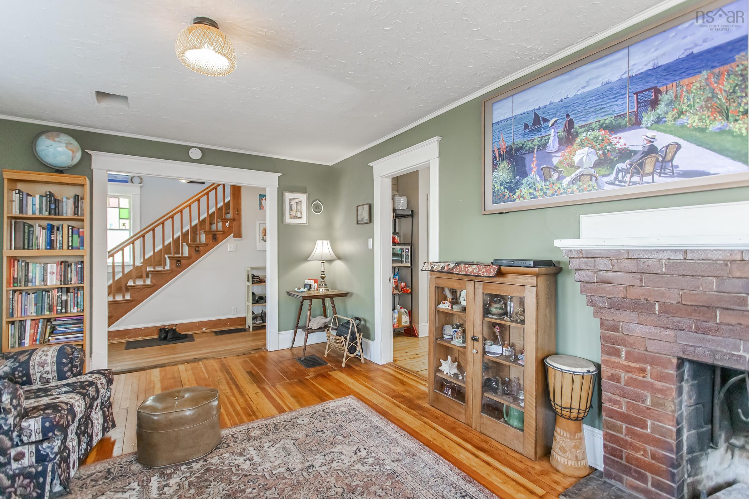 $334,900.00: 8518 Highway 201, Nictaux