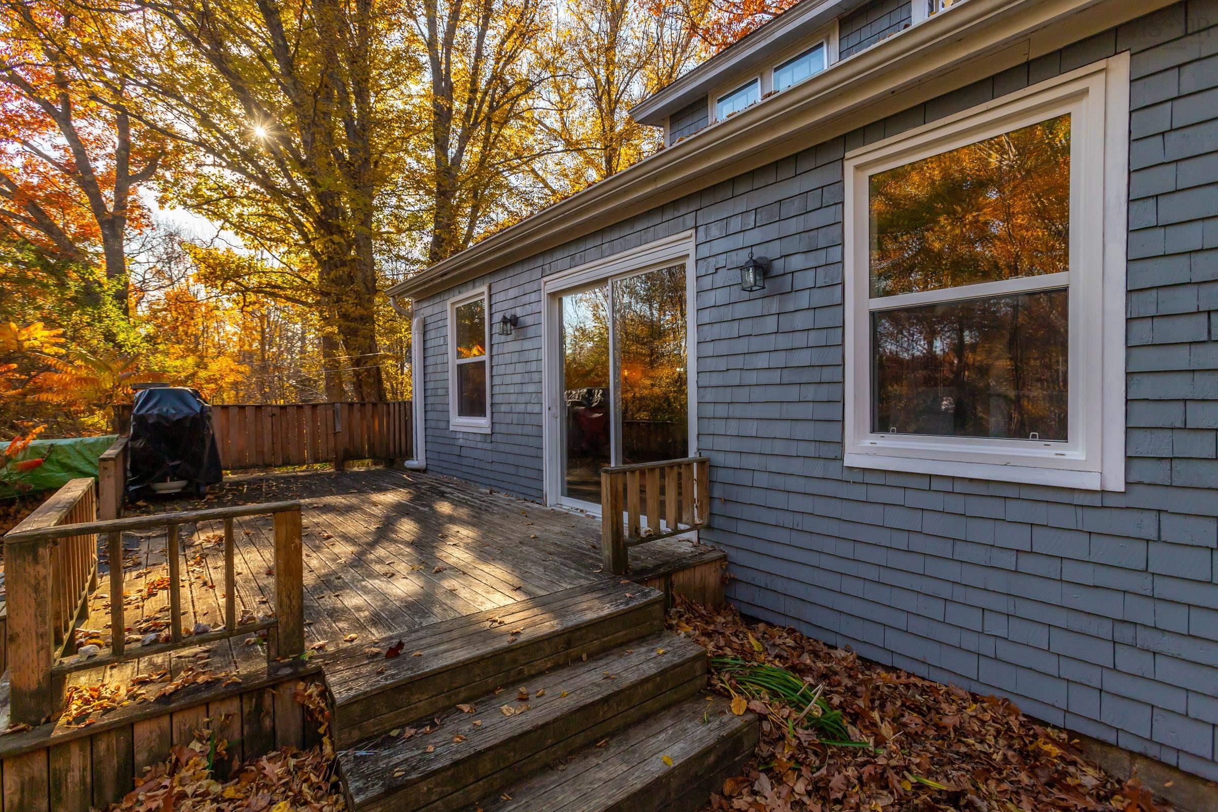 $334,900.00: 8518 Highway 201, Nictaux