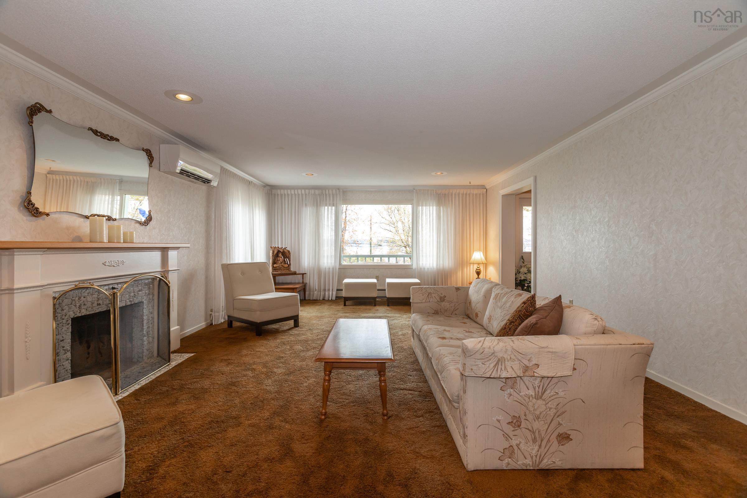 $650,000.00: 428 Highway 1, Deep Brook