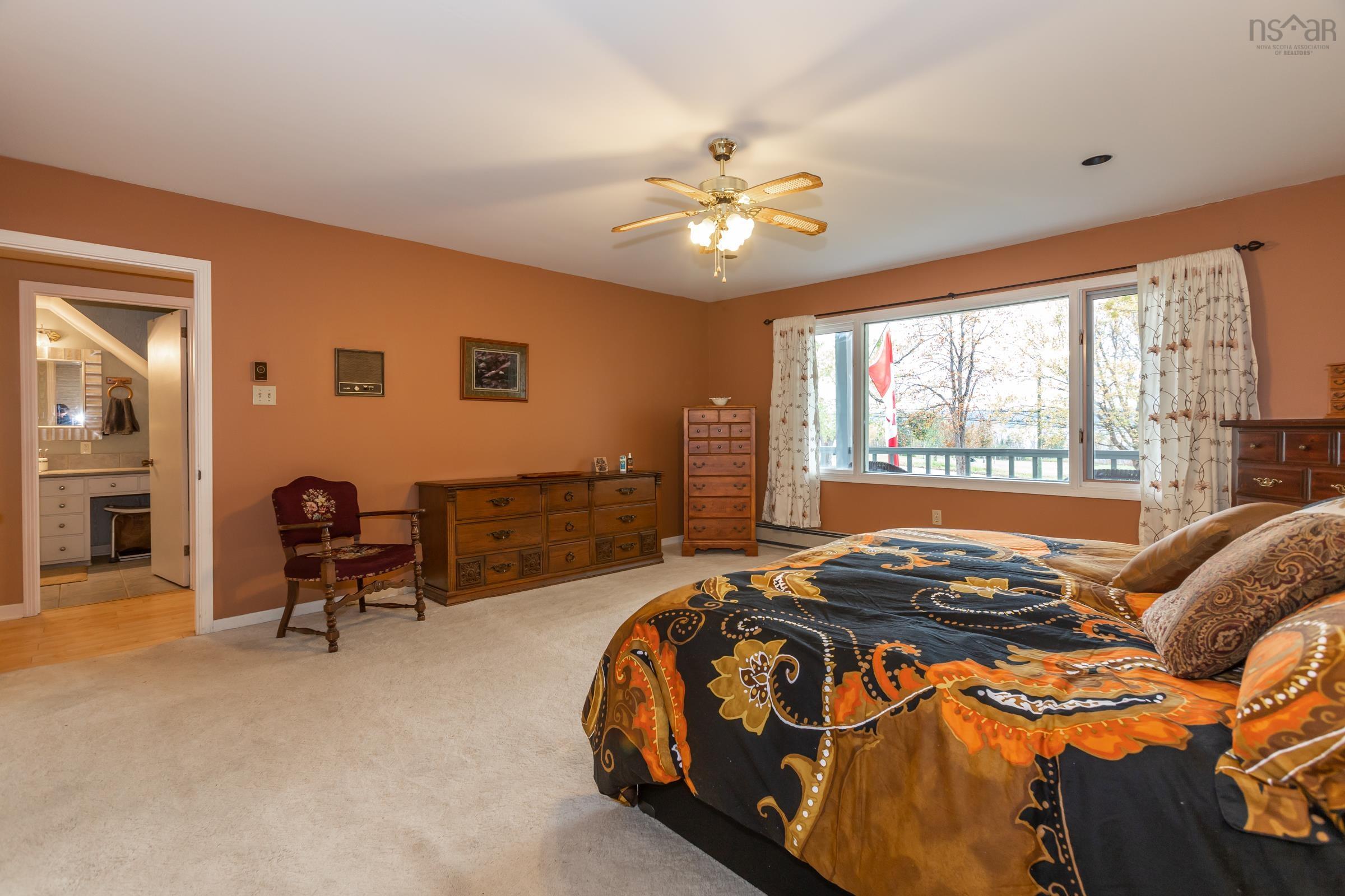 $650,000.00: 428 Highway 1, Deep Brook