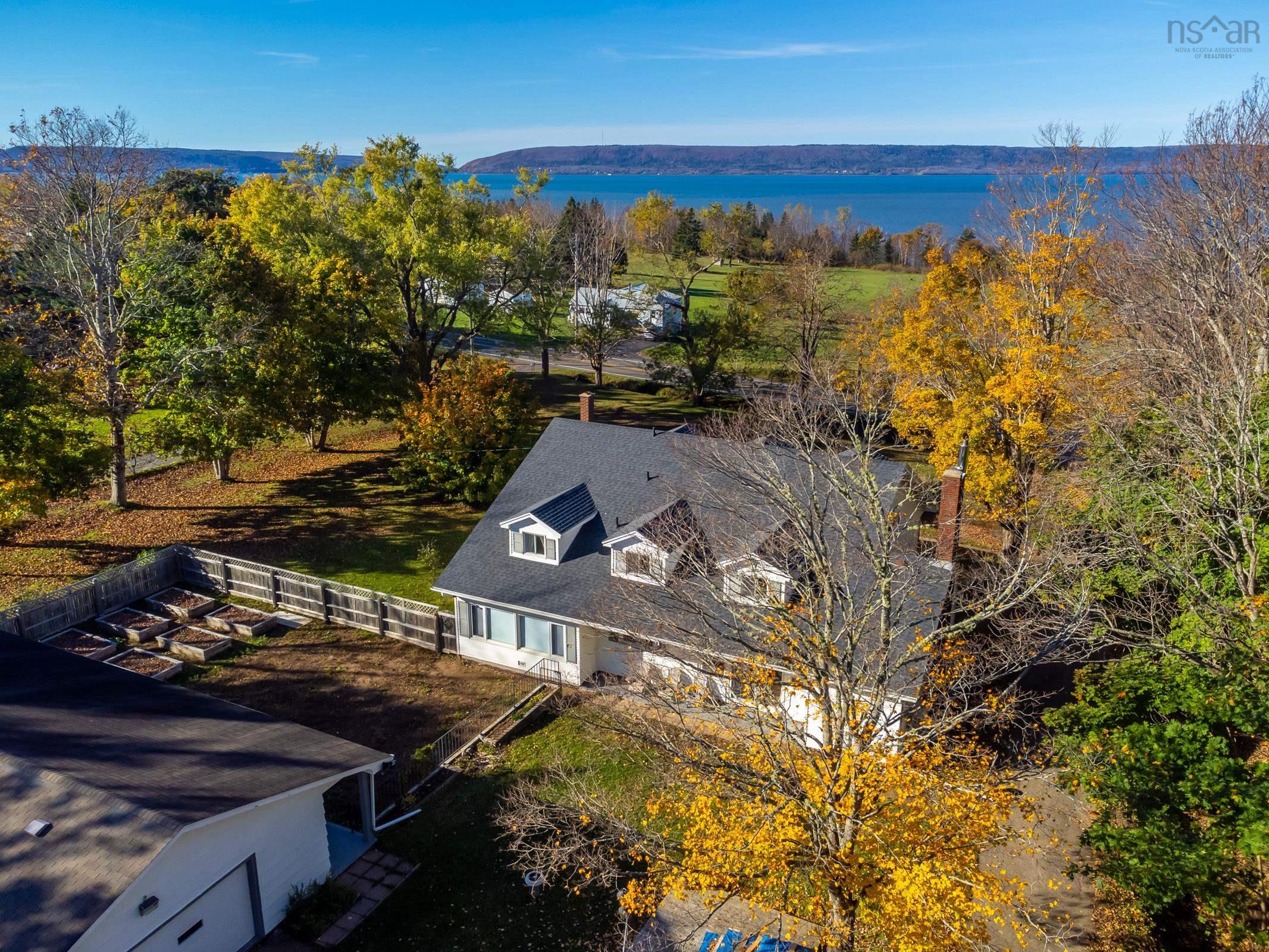 $650,000.00: 428 Highway 1, Deep Brook