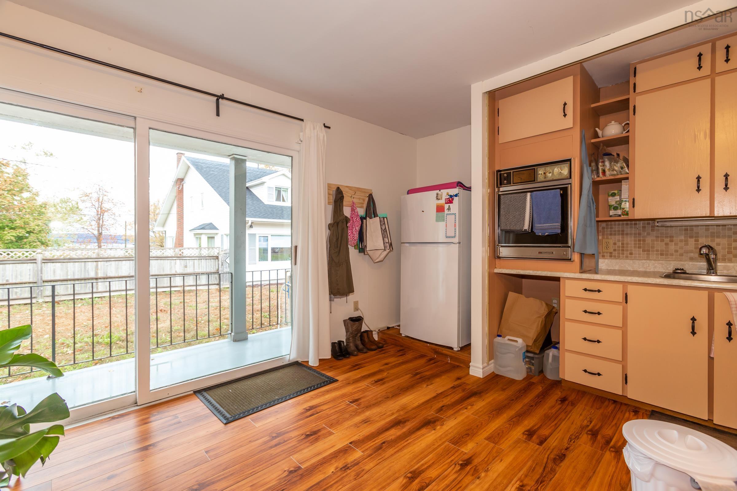 $650,000.00: 428 Highway 1, Deep Brook