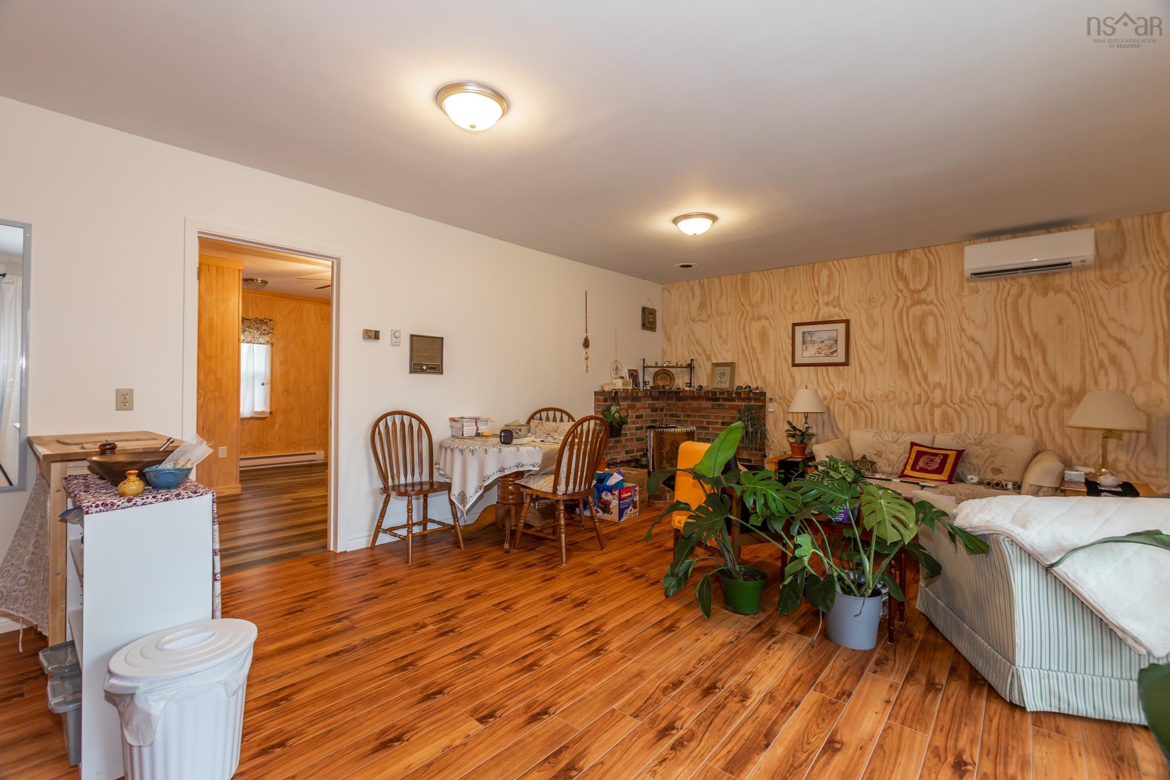 $650,000.00: 428 Highway 1, Deep Brook