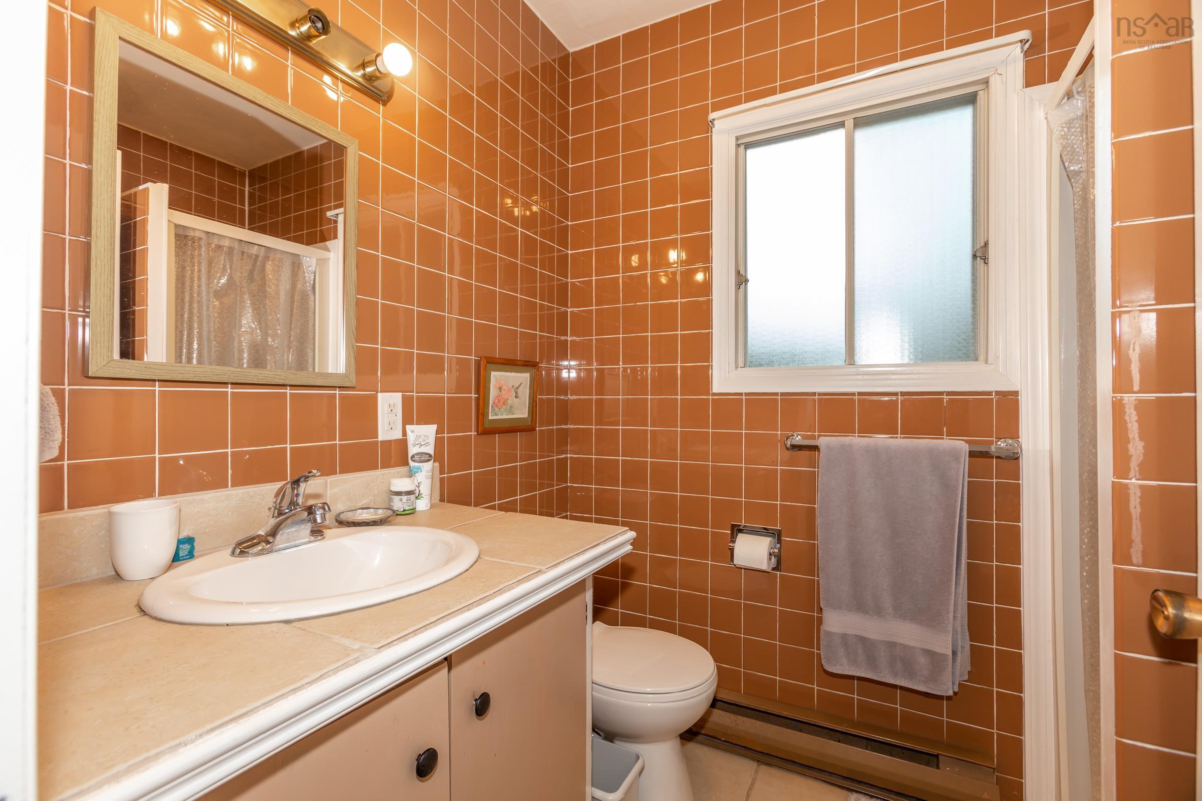 $650,000.00: 428 Highway 1, Deep Brook