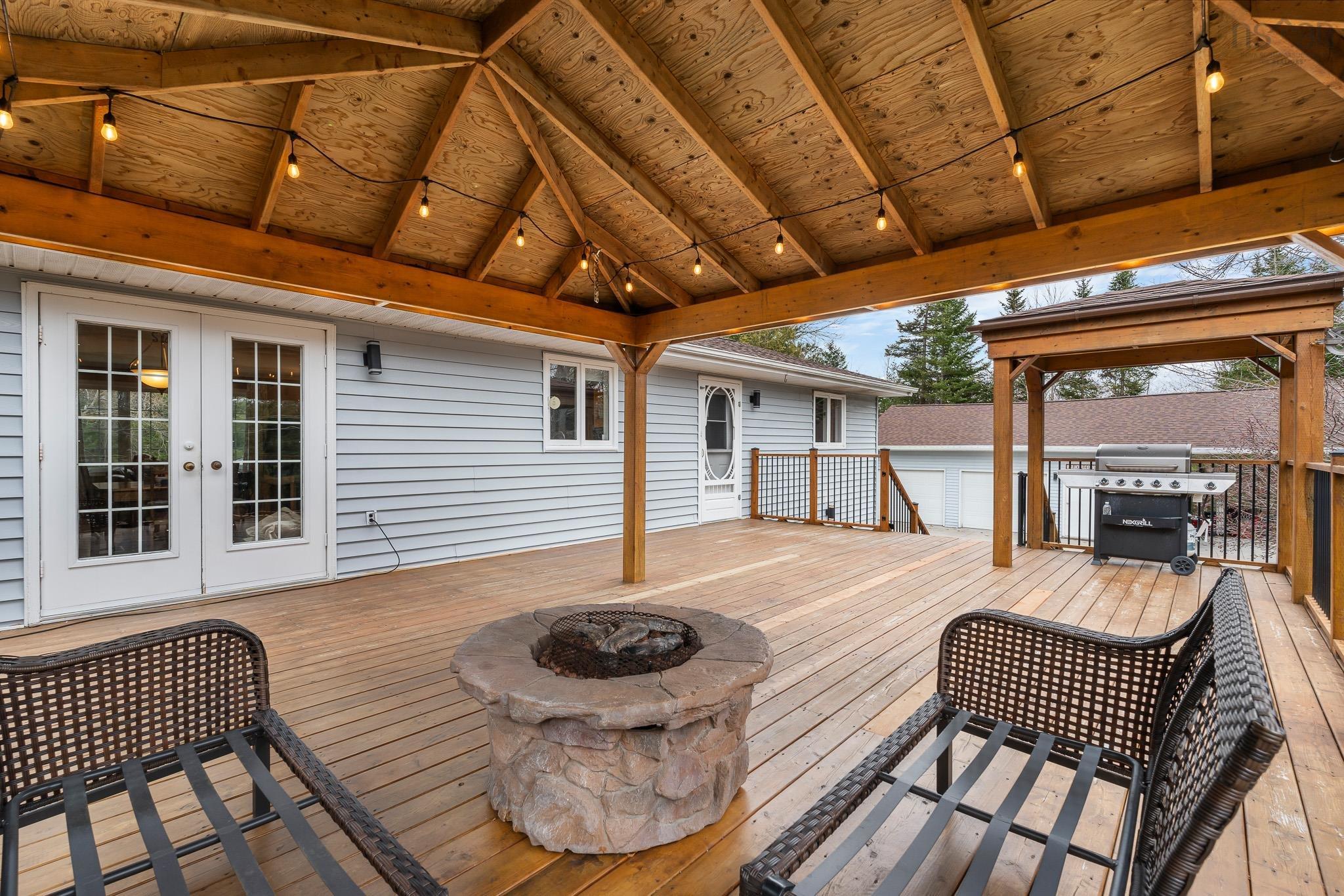 $694,900.00: 8 Cumberland Way, Windsor Junction
