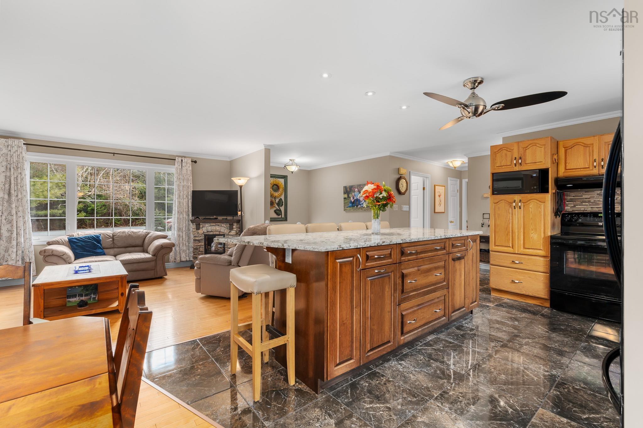 $694,900.00: 8 Cumberland Way, Windsor Junction
