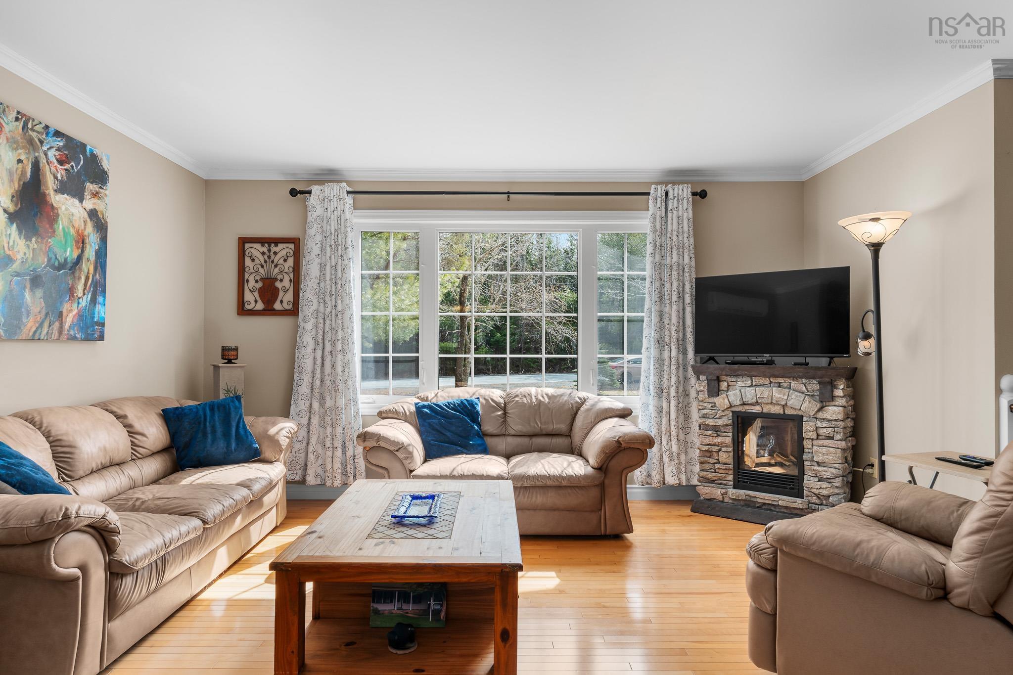 $694,900.00: 8 Cumberland Way, Windsor Junction