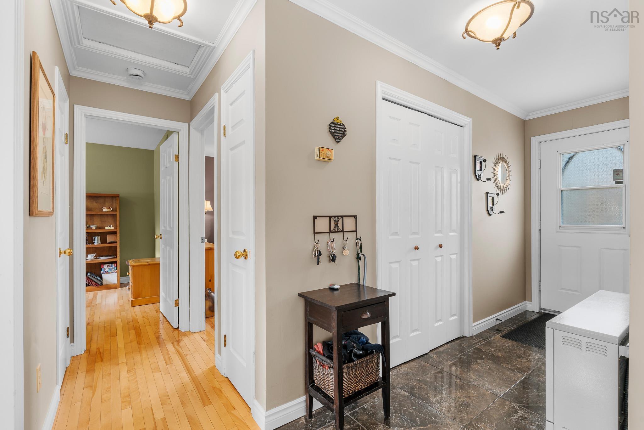 $694,900.00: 8 Cumberland Way, Windsor Junction