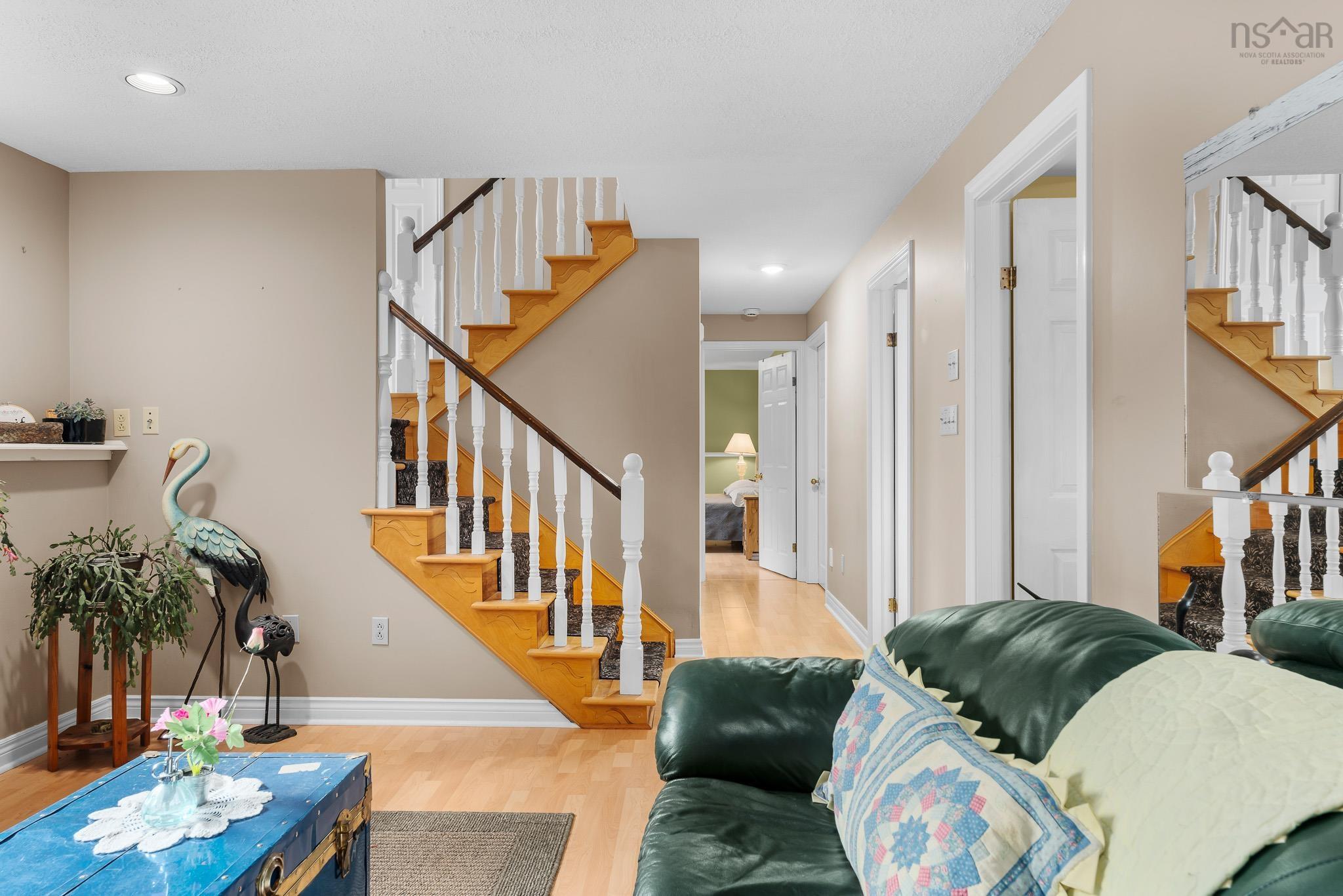$694,900.00: 8 Cumberland Way, Windsor Junction