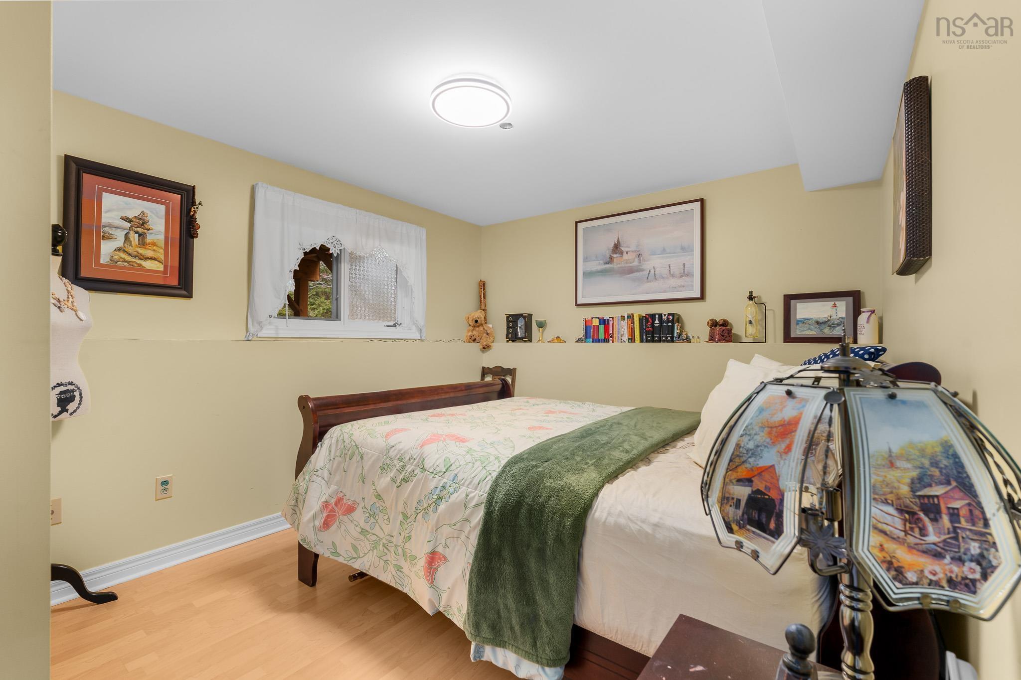 $694,900.00: 8 Cumberland Way, Windsor Junction