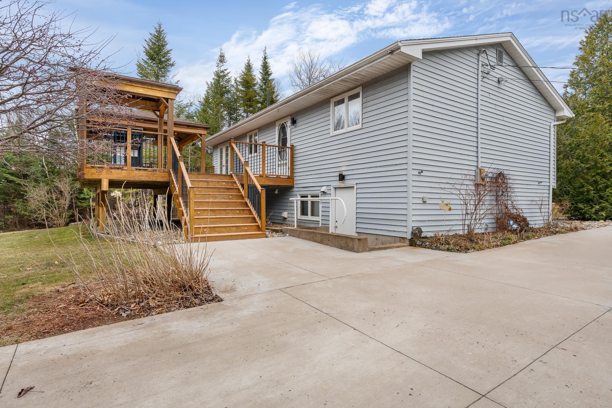 $694,900.00: 8 Cumberland Way, Windsor Junction