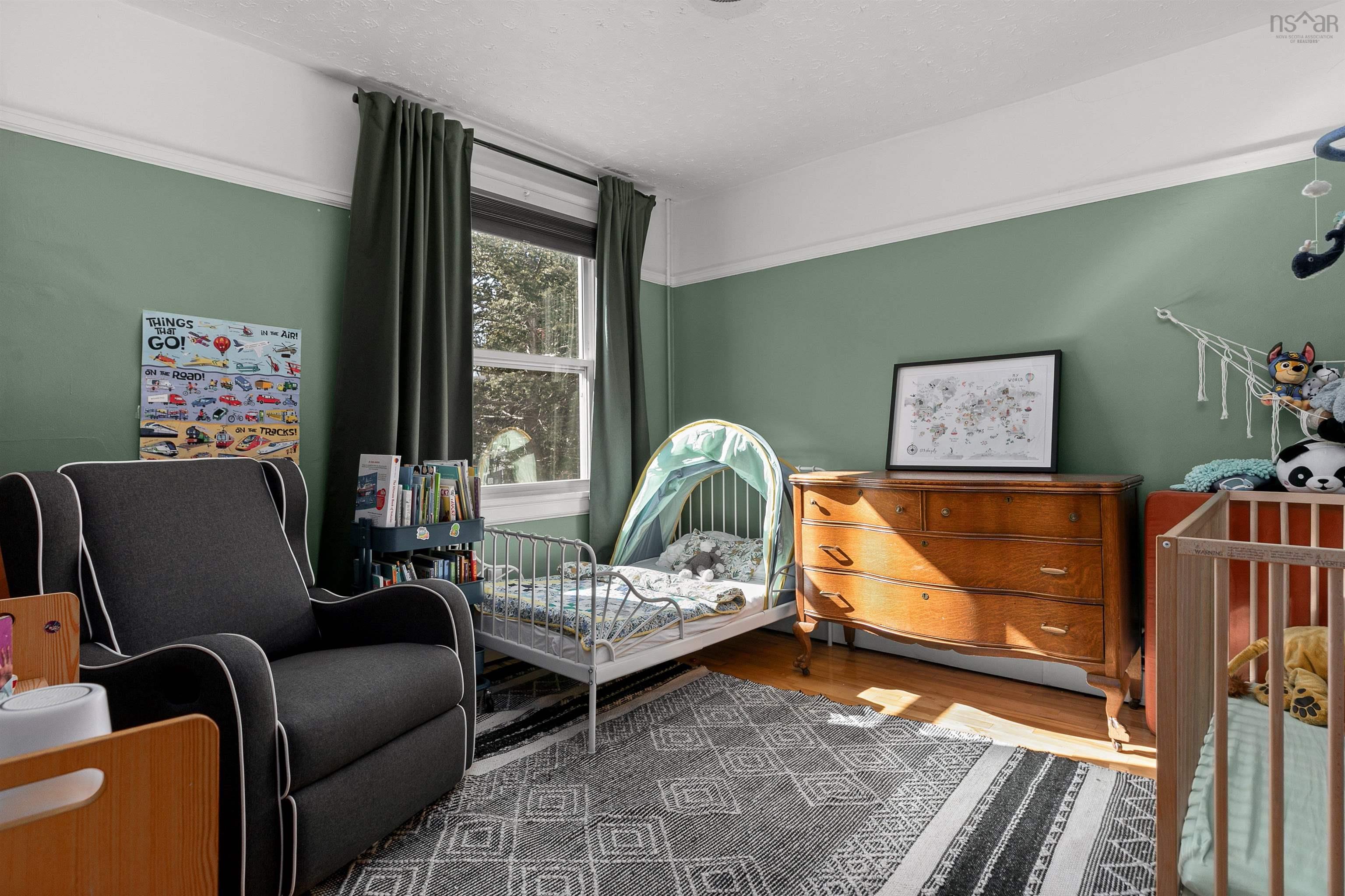 $949,500.00: 5515-5519 Hennessey Place, Halifax