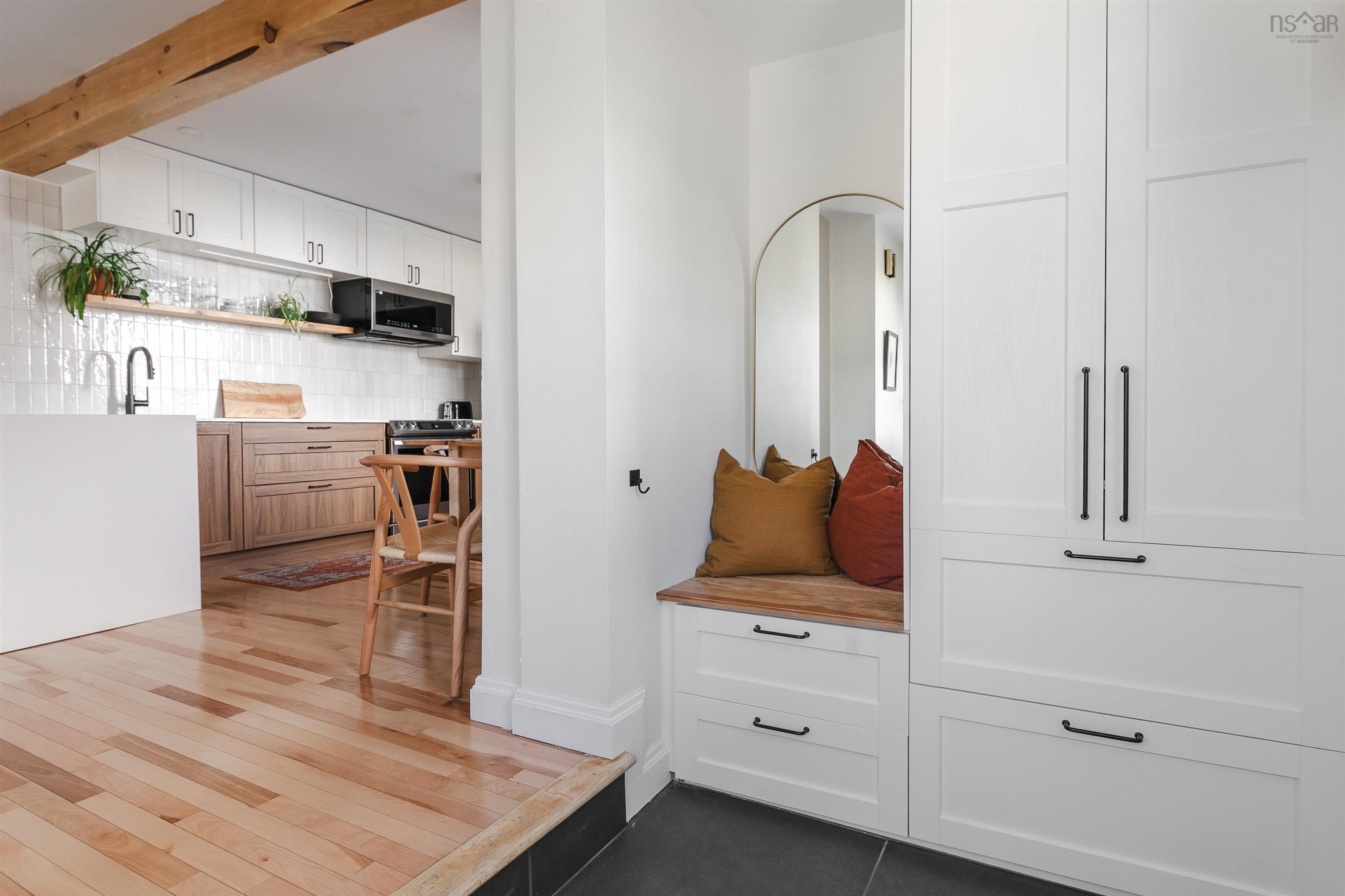 $949,500.00: 5515-5519 Hennessey Place, Halifax