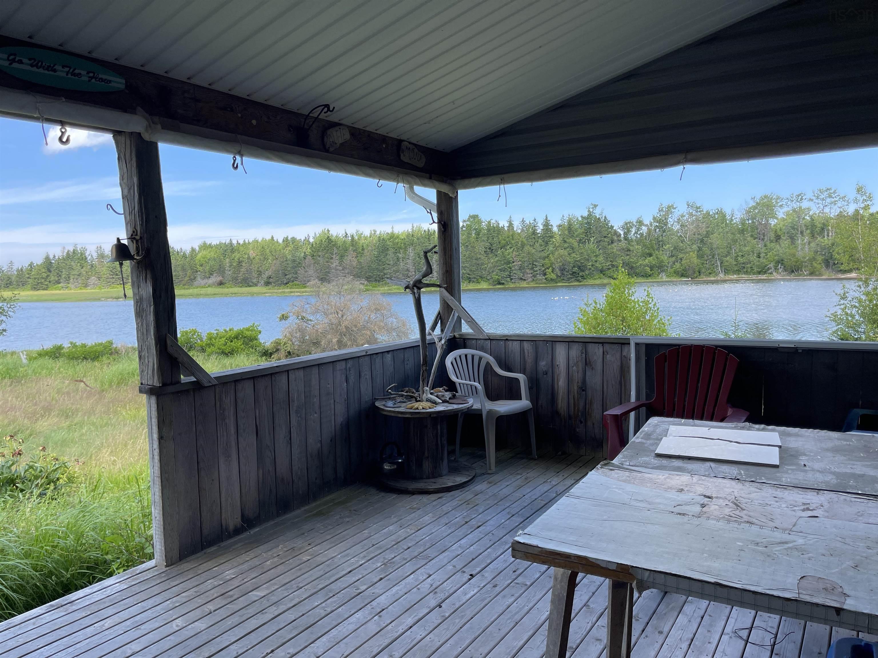 $499,999.00: 354 Horton Point Road, North Shore