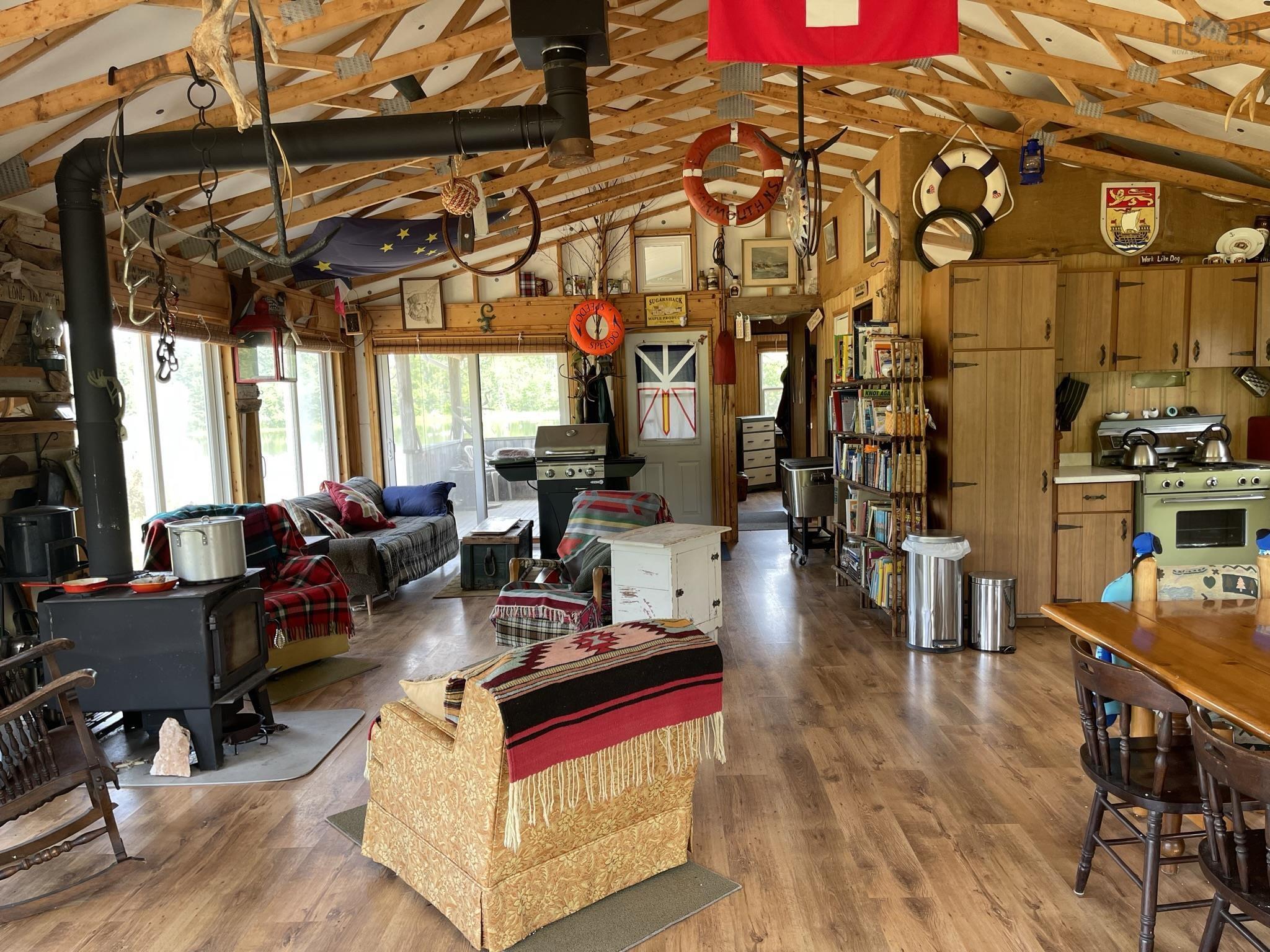 $499,999.00: 354 Horton Point Road, North Shore
