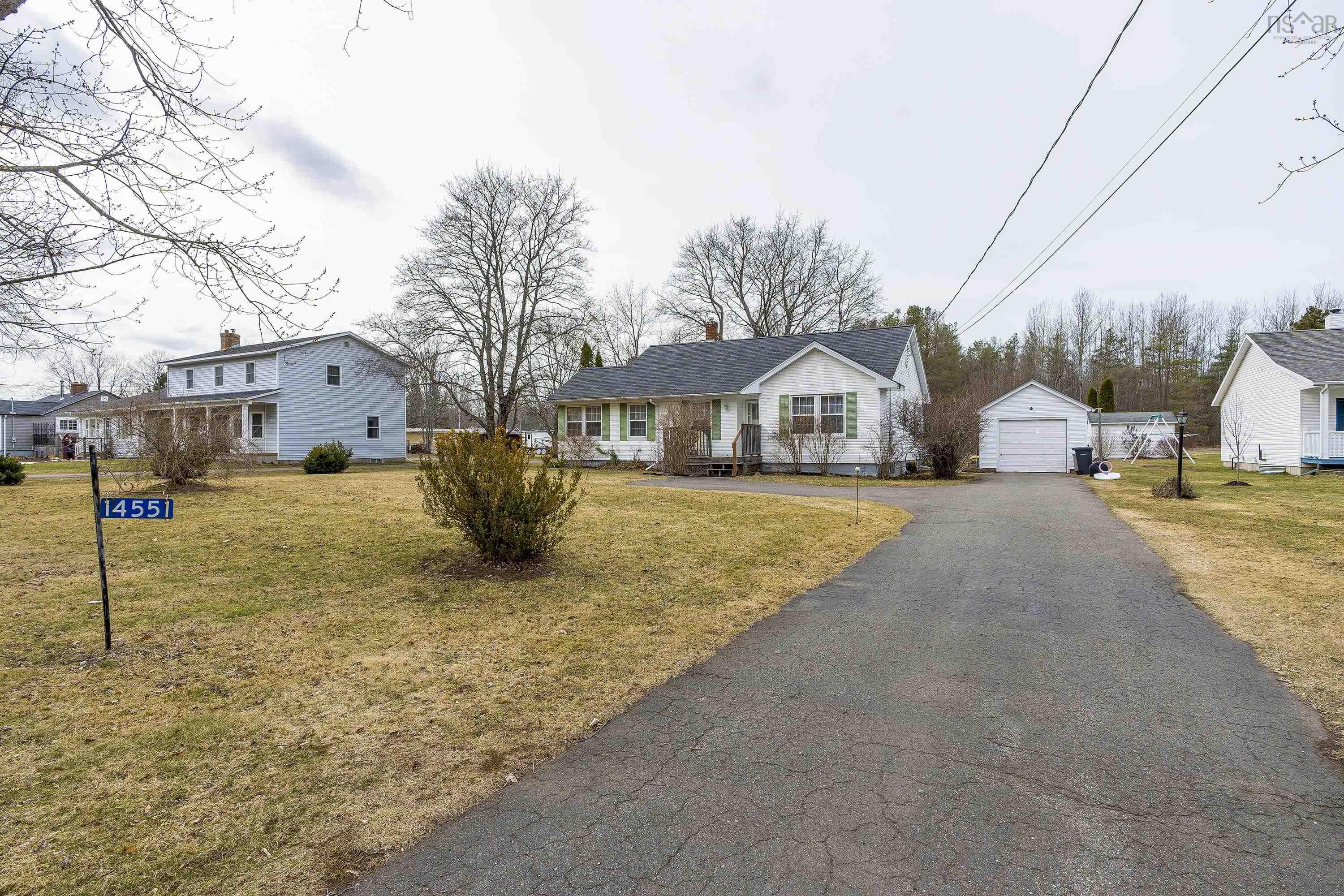 $269,900.00: 14551 Highway 1, Wilmot