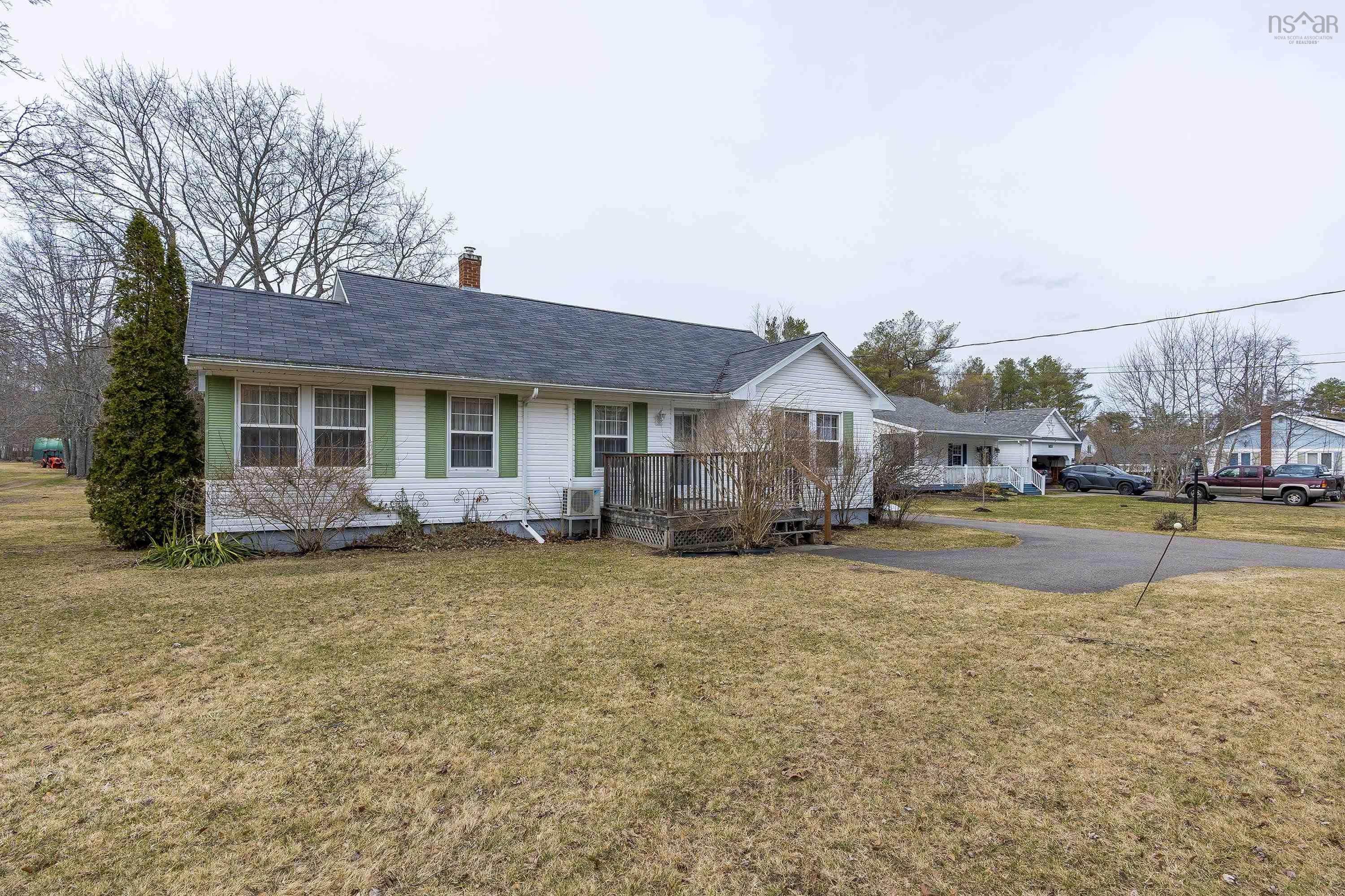 $269,900.00: 14551 Highway 1, Wilmot