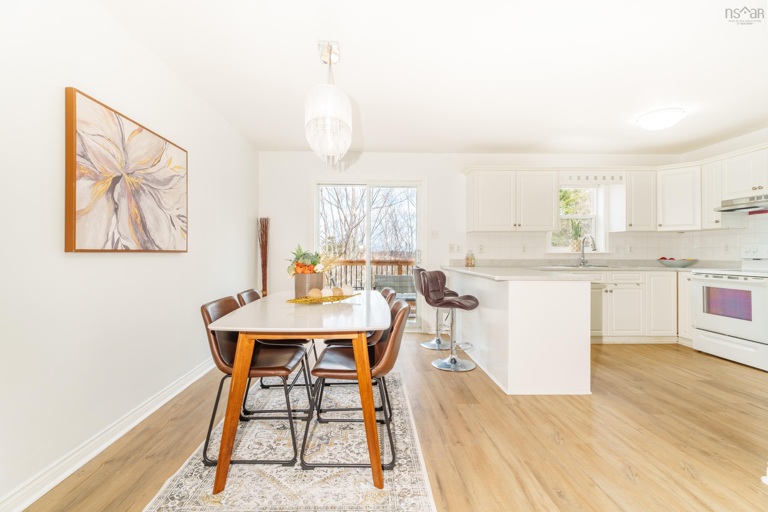 $539,900.00: 16 Peverill Court, Bedford