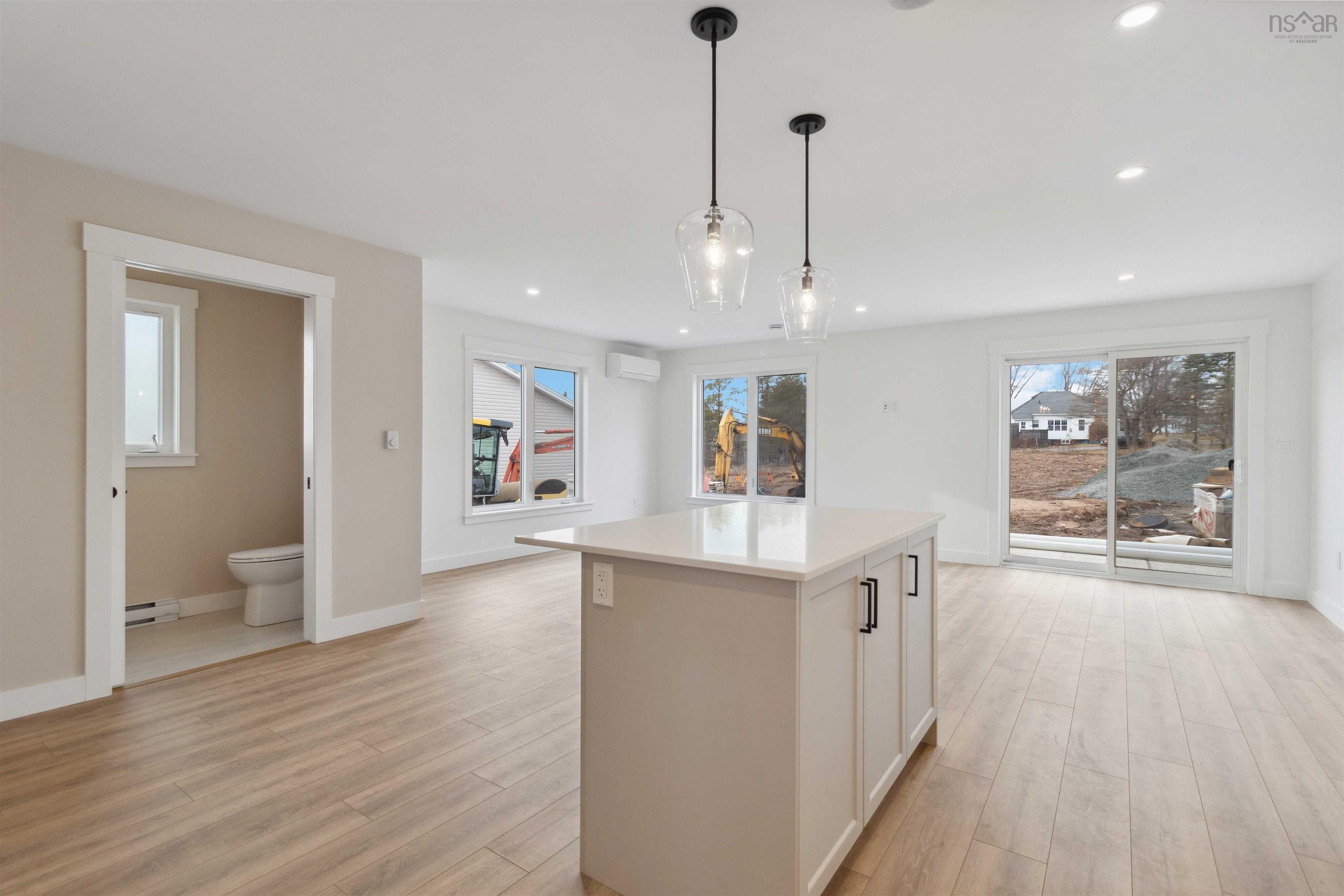 $519,900.00: 6 Sherwood, Enfield