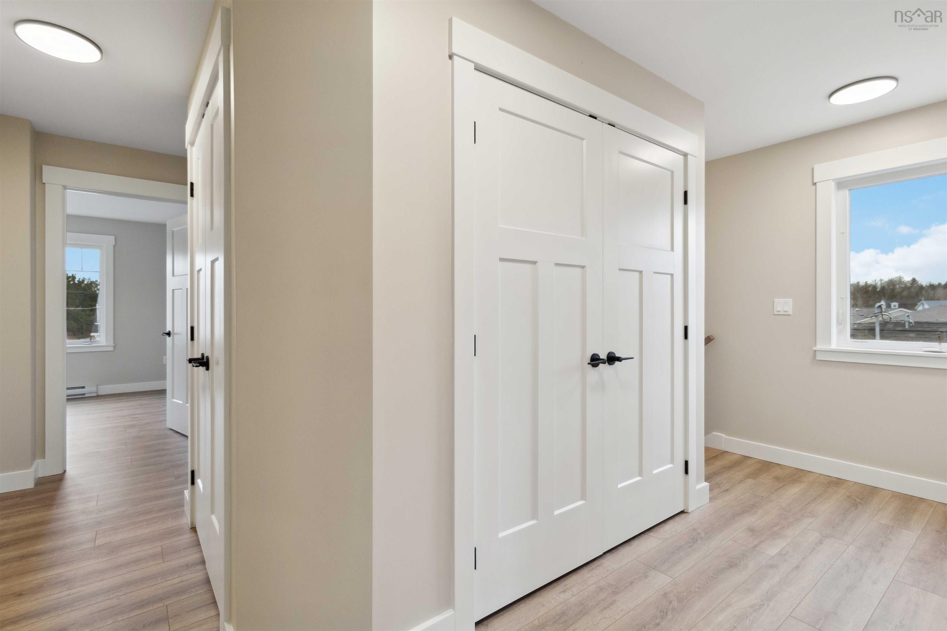 $519,900.00: 6 Sherwood, Enfield