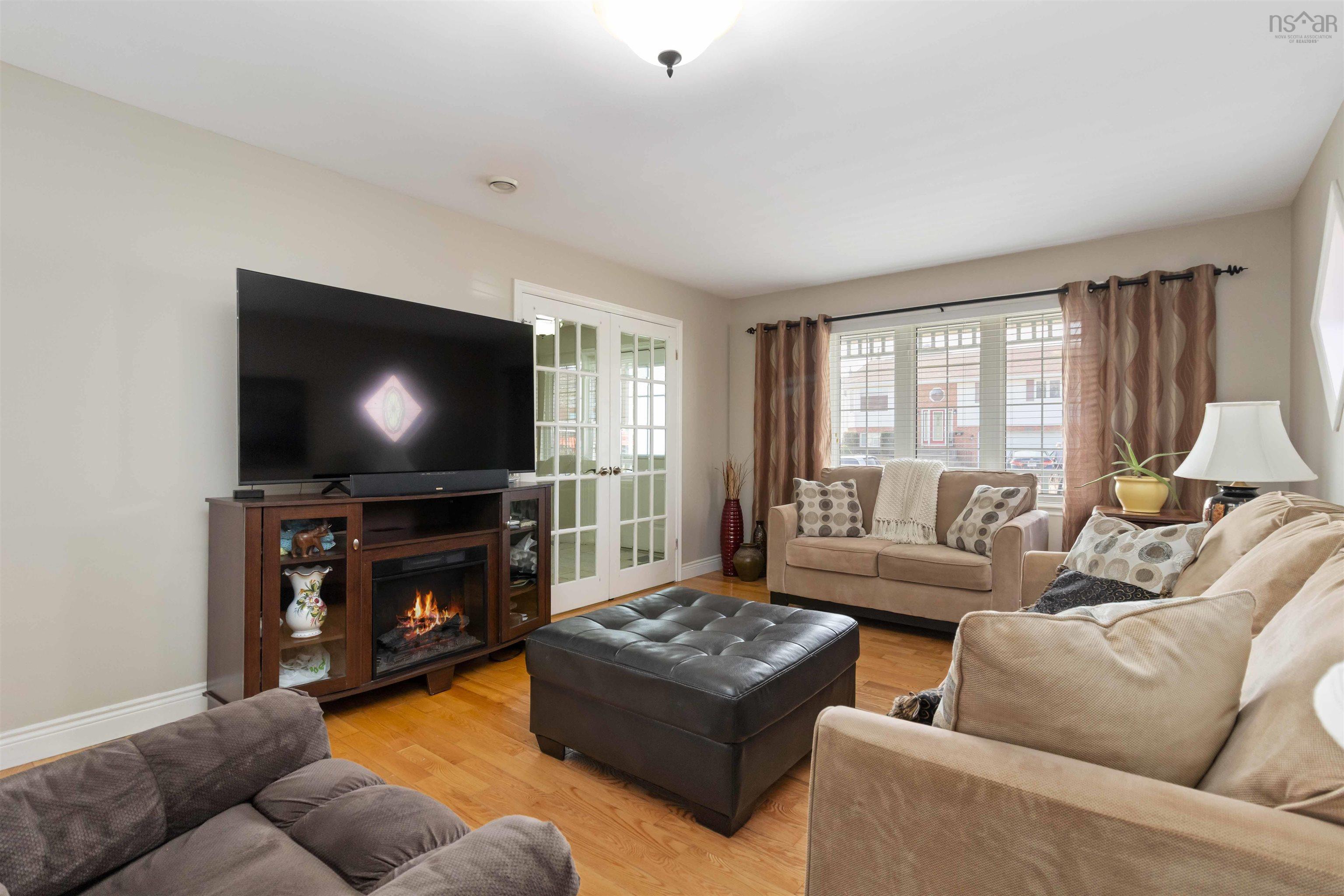 $629,000.00: 32 Hillview Drive, Dartmouth