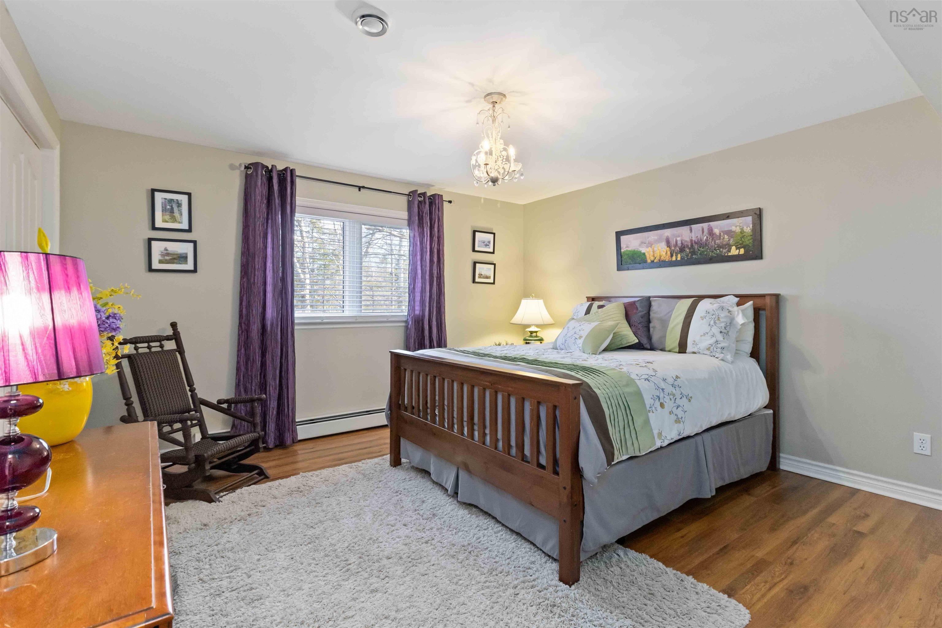 $629,000.00: 32 Hillview Drive, Dartmouth